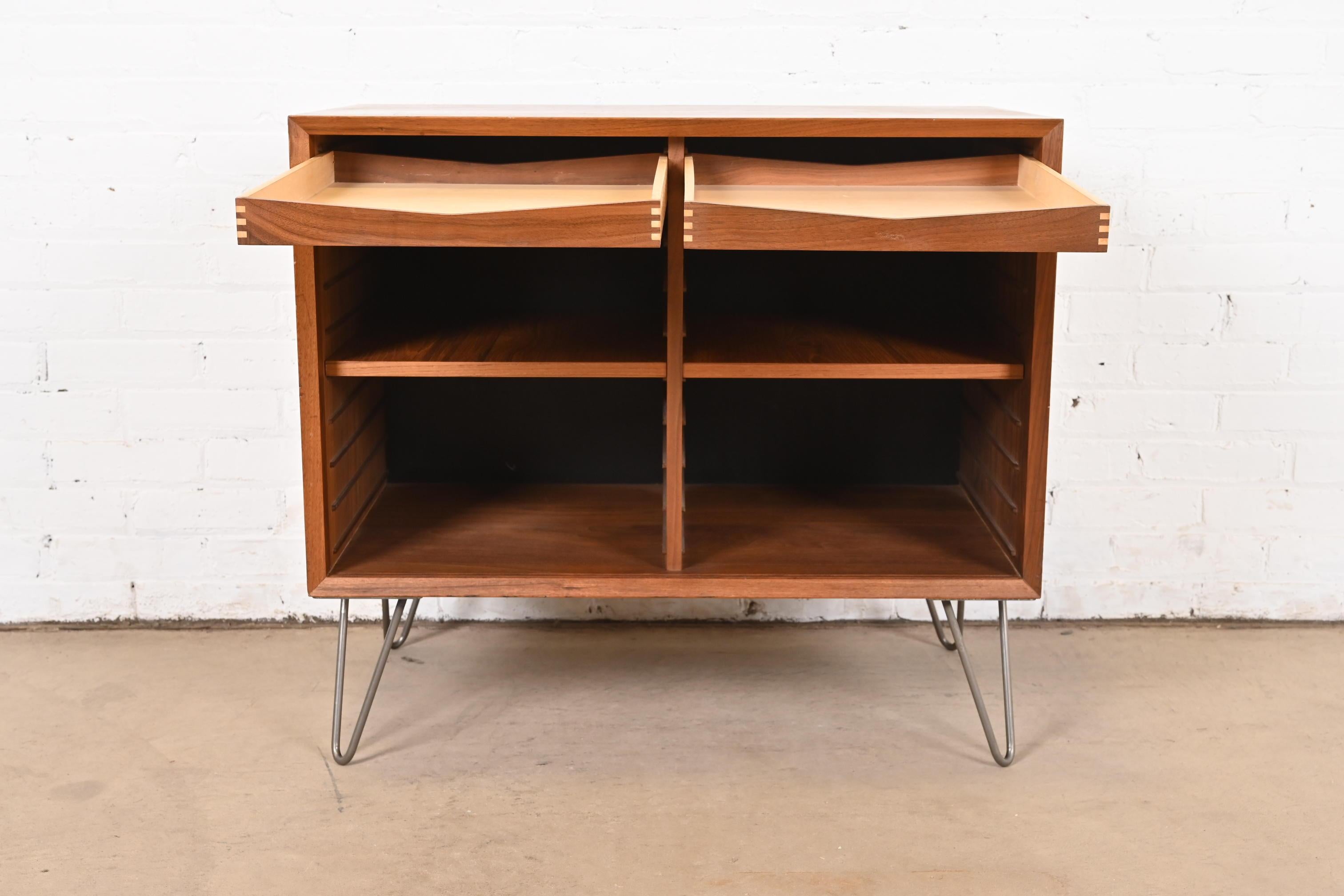 Arne Vodder Style Danish Modern Walnut Bookcase or Record Cabinet, Circa 1960s 2