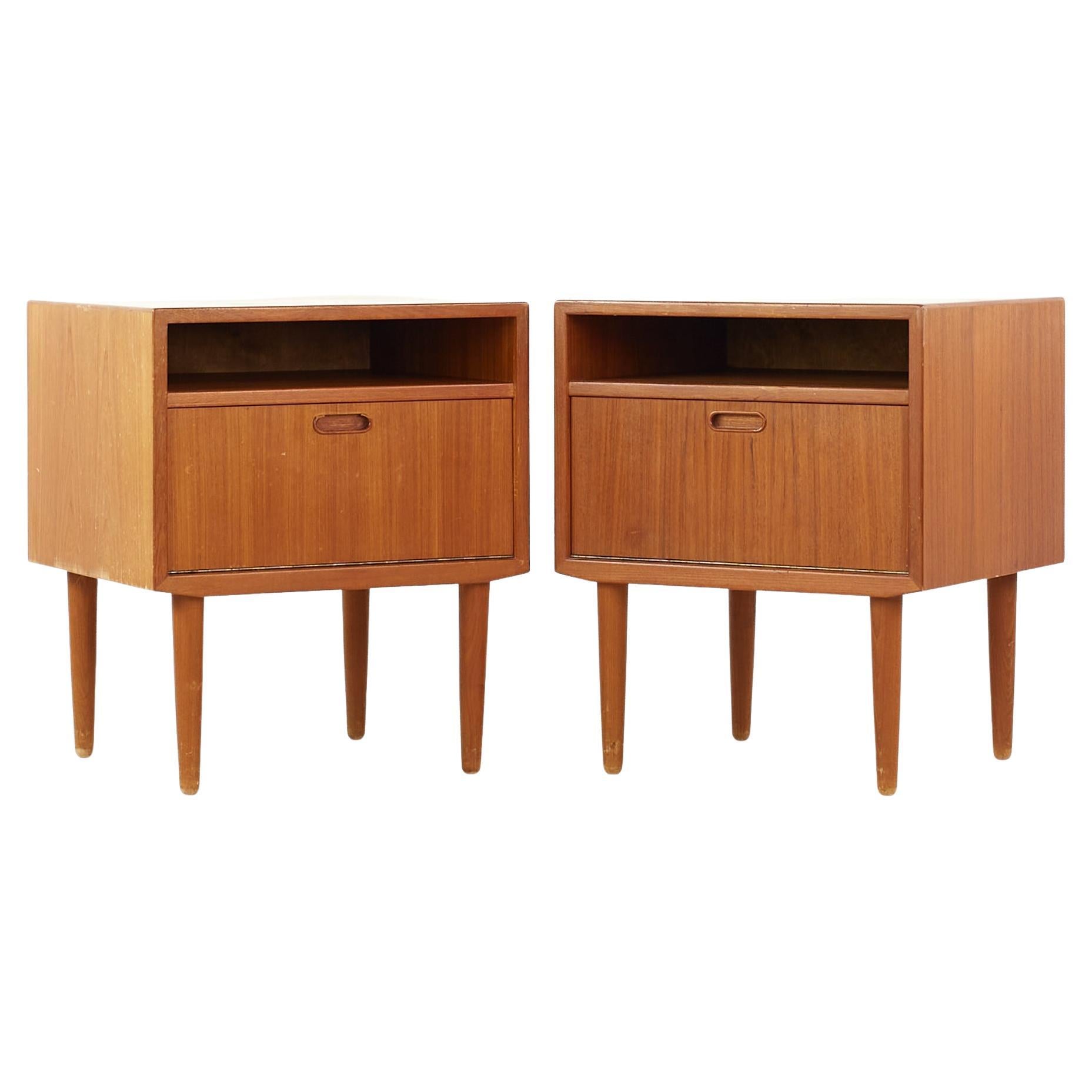 Pair of MidCentury Modern Solid Walnut Nightstands Style of Arne