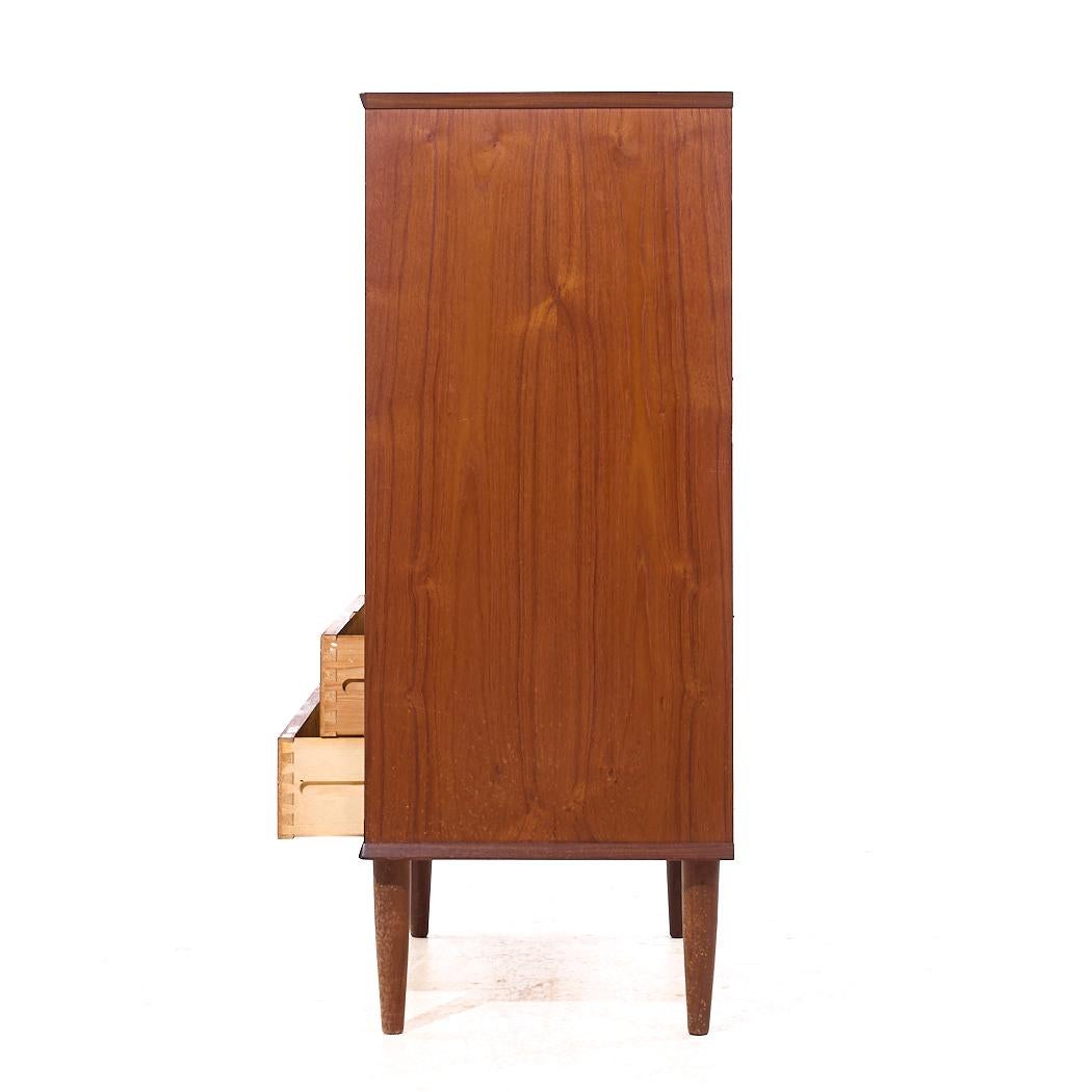 Arne Vodder - Armoire in teak danese di metà secolo In condizioni buone in vendita a Countryside, IL