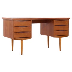 Vintage Arne Vodder Style Mid Century Danish Teak Desk