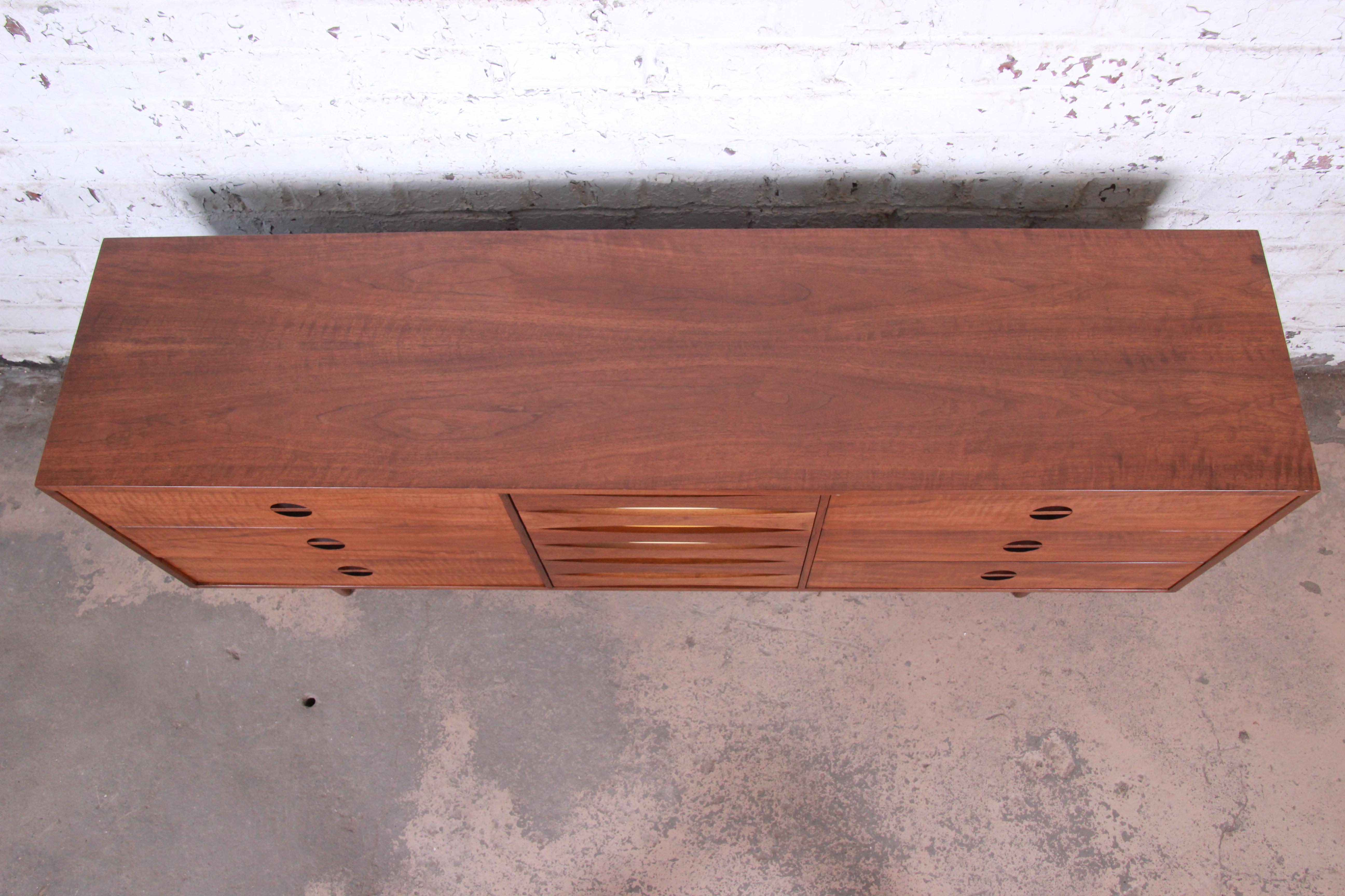 Arne Vodder Style Mid-Century Modern Walnut Triple Dresser or Credenza In Good Condition In South Bend, IN