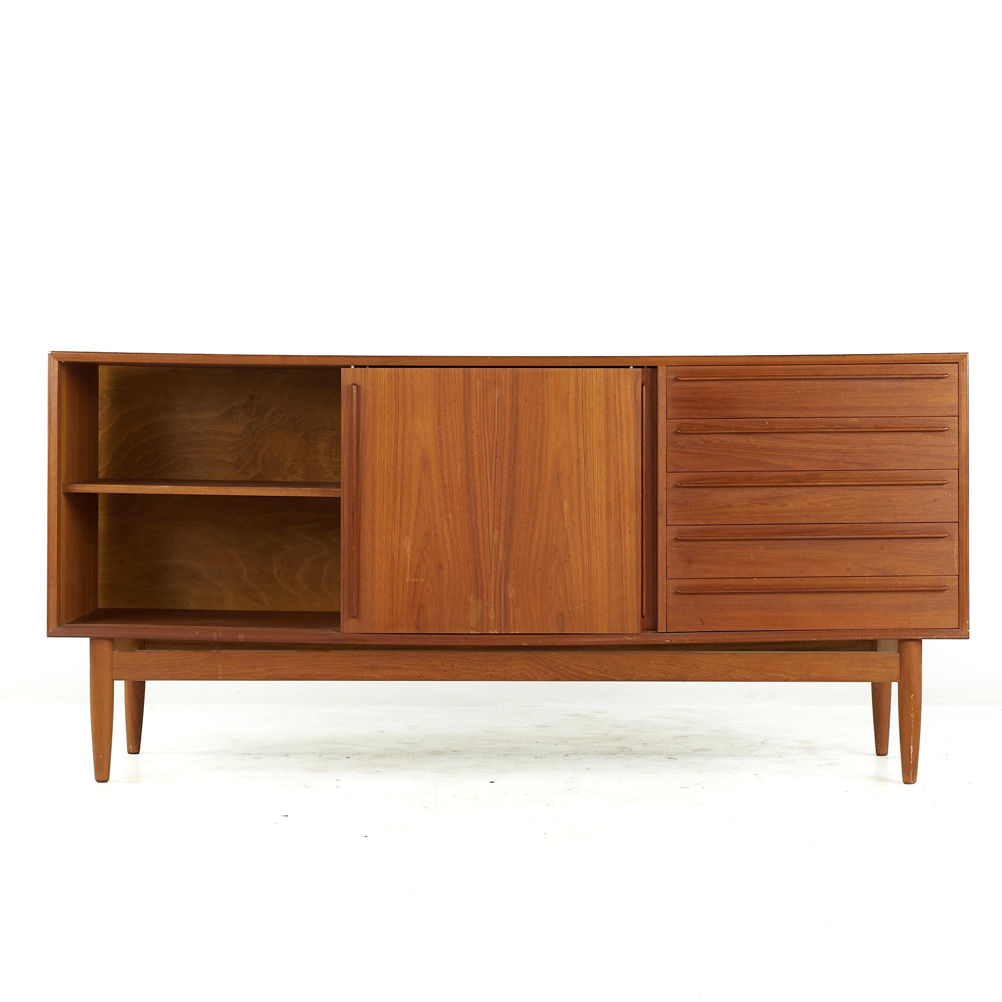 Arne Vodder Style Midcentury Teak Credenza For Sale at 1stDibs