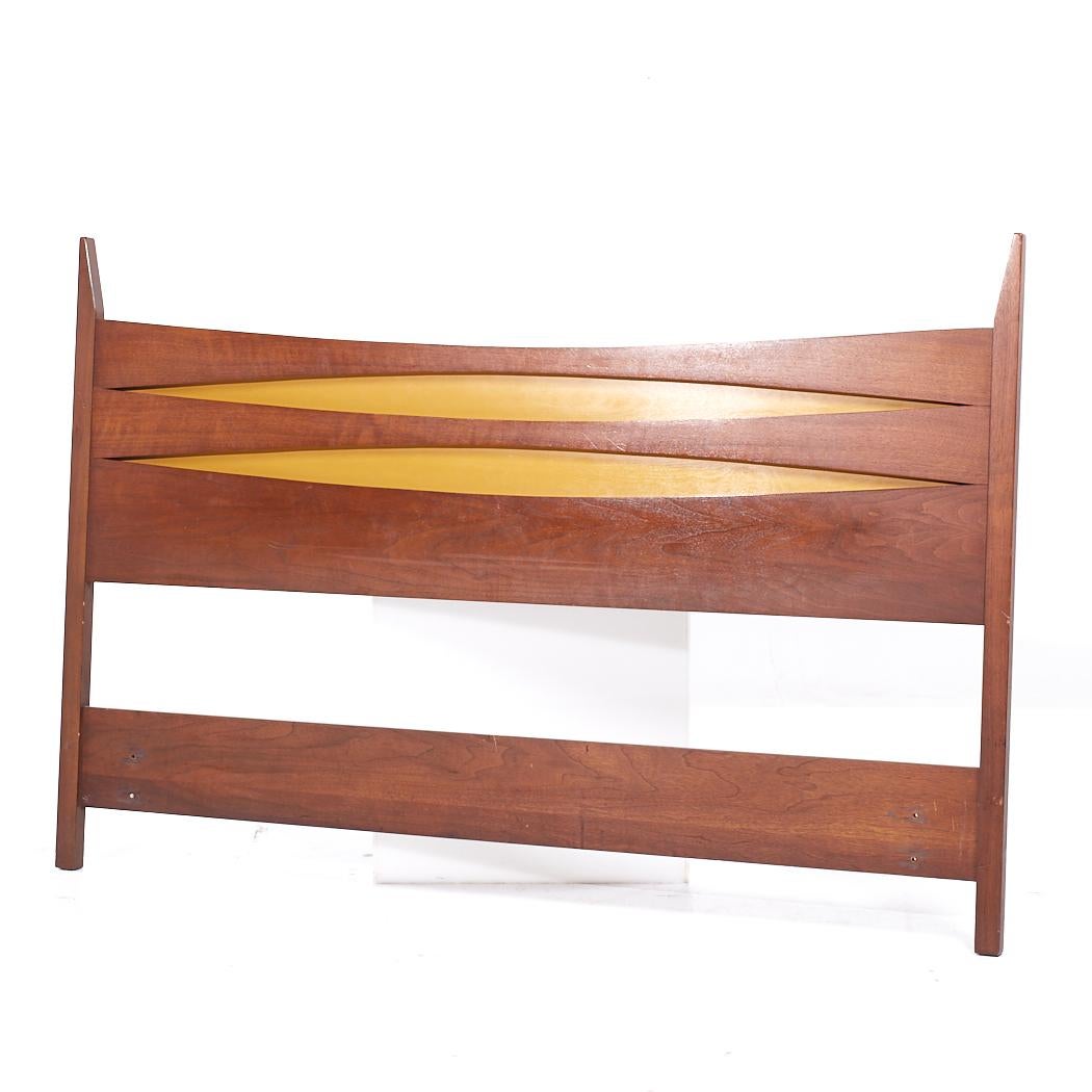 Mid-Century Modern Arne Vodder Style West Michigan Furniture Mid Century Walnut Queen Headboard