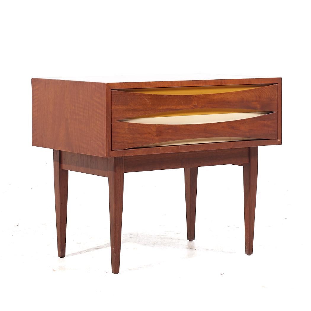 American Arne Vodder Style West Michigan Furniture Walnut Nightstands - Pair For Sale
