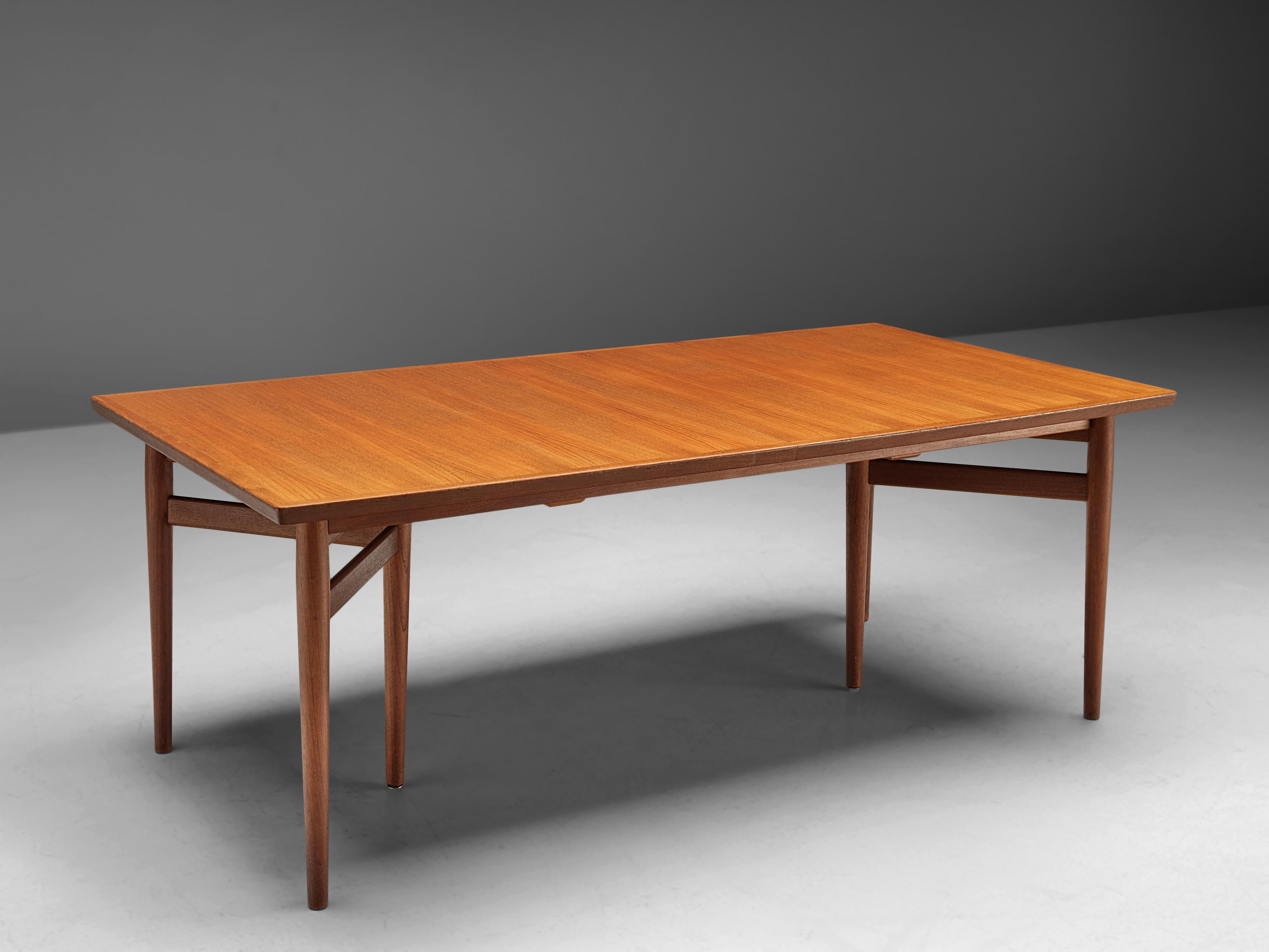 Mid-Century Modern Arne Vodder Table in Teak for Sibast