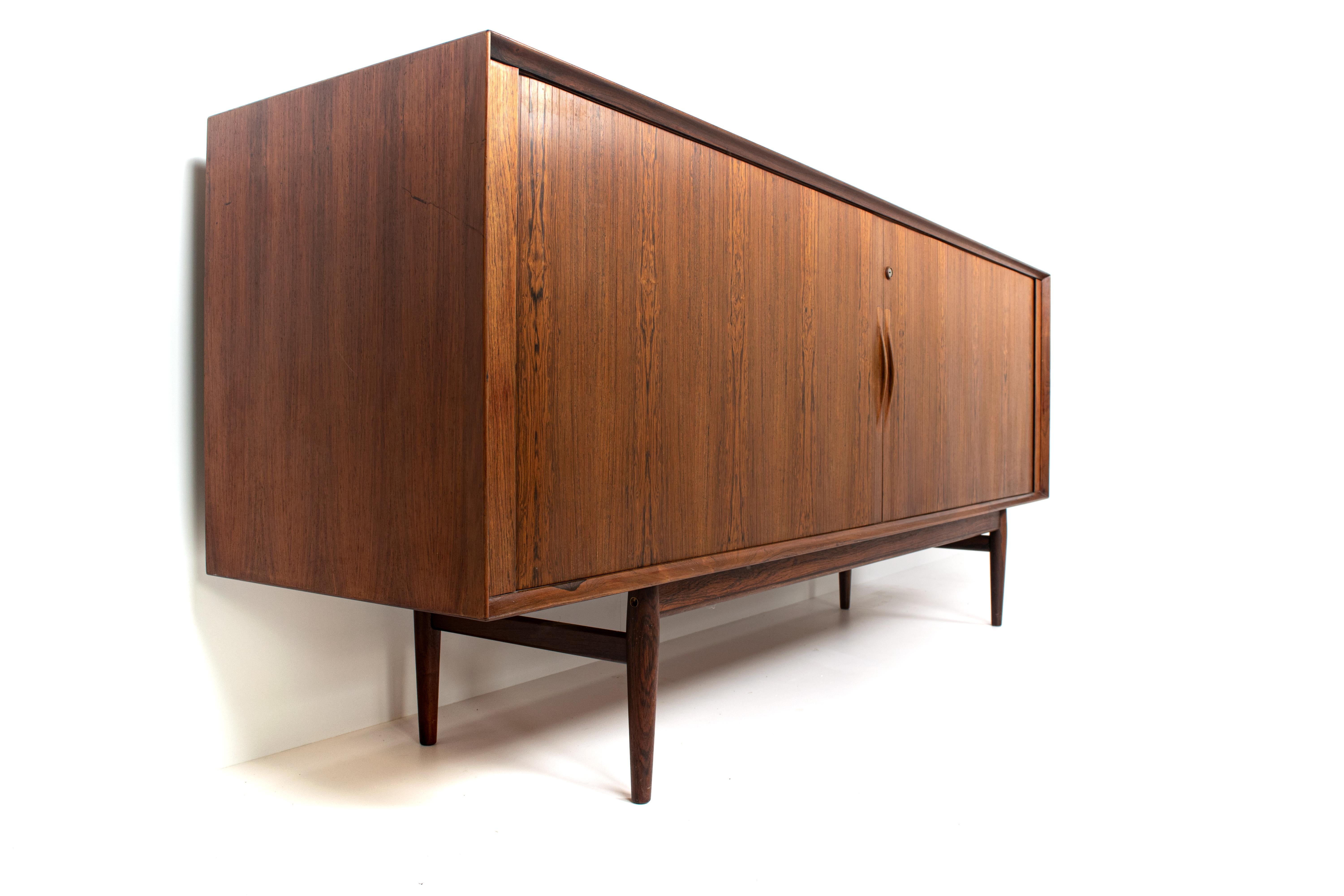 Arne Vodder Tambour Sideboard in Rosewood for Sibast Møbler, Denmark, 1960s In Good Condition In Hellouw, NL