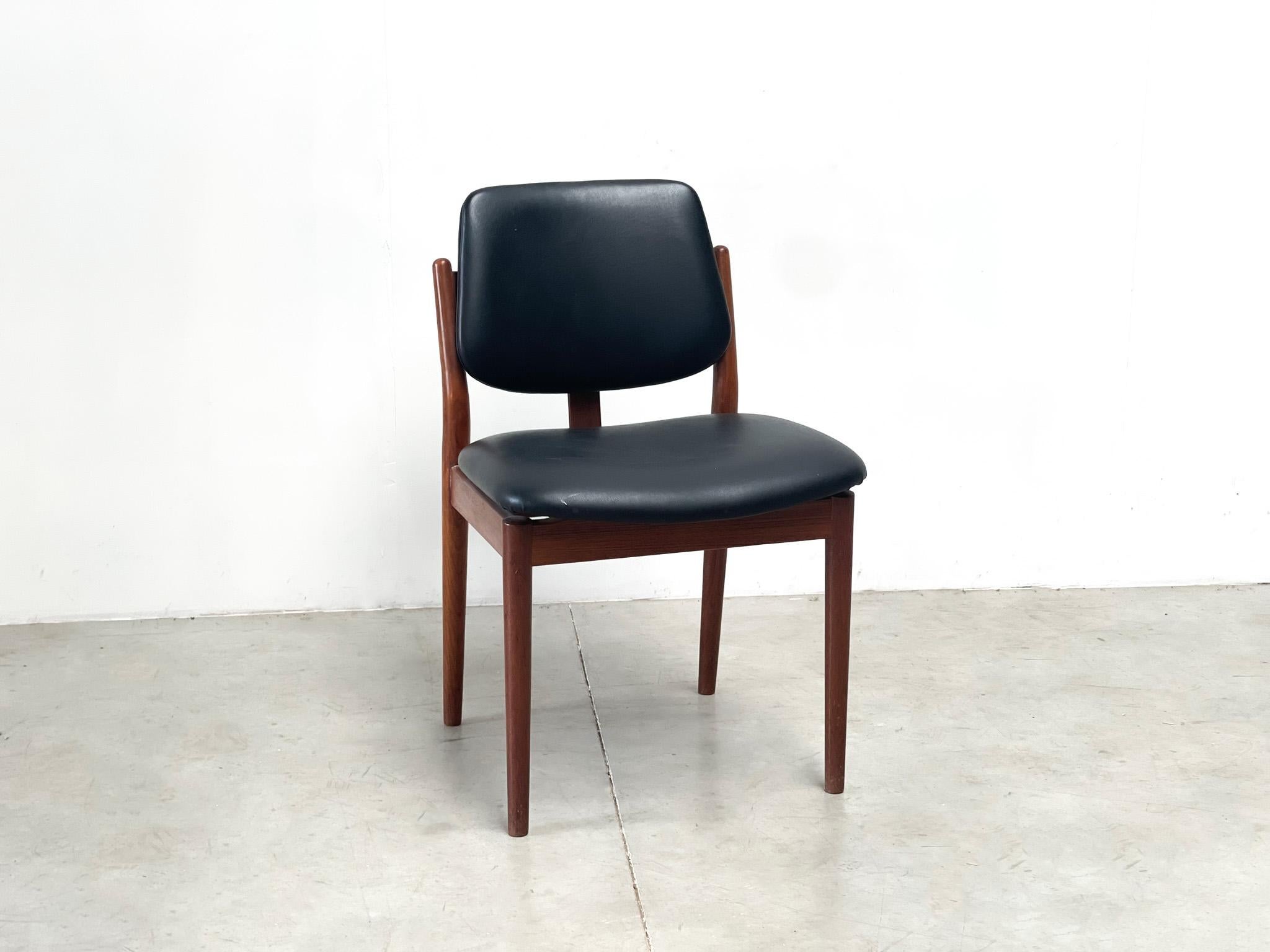 Arne Vodder teak and leather (desk) chair For Sale 1