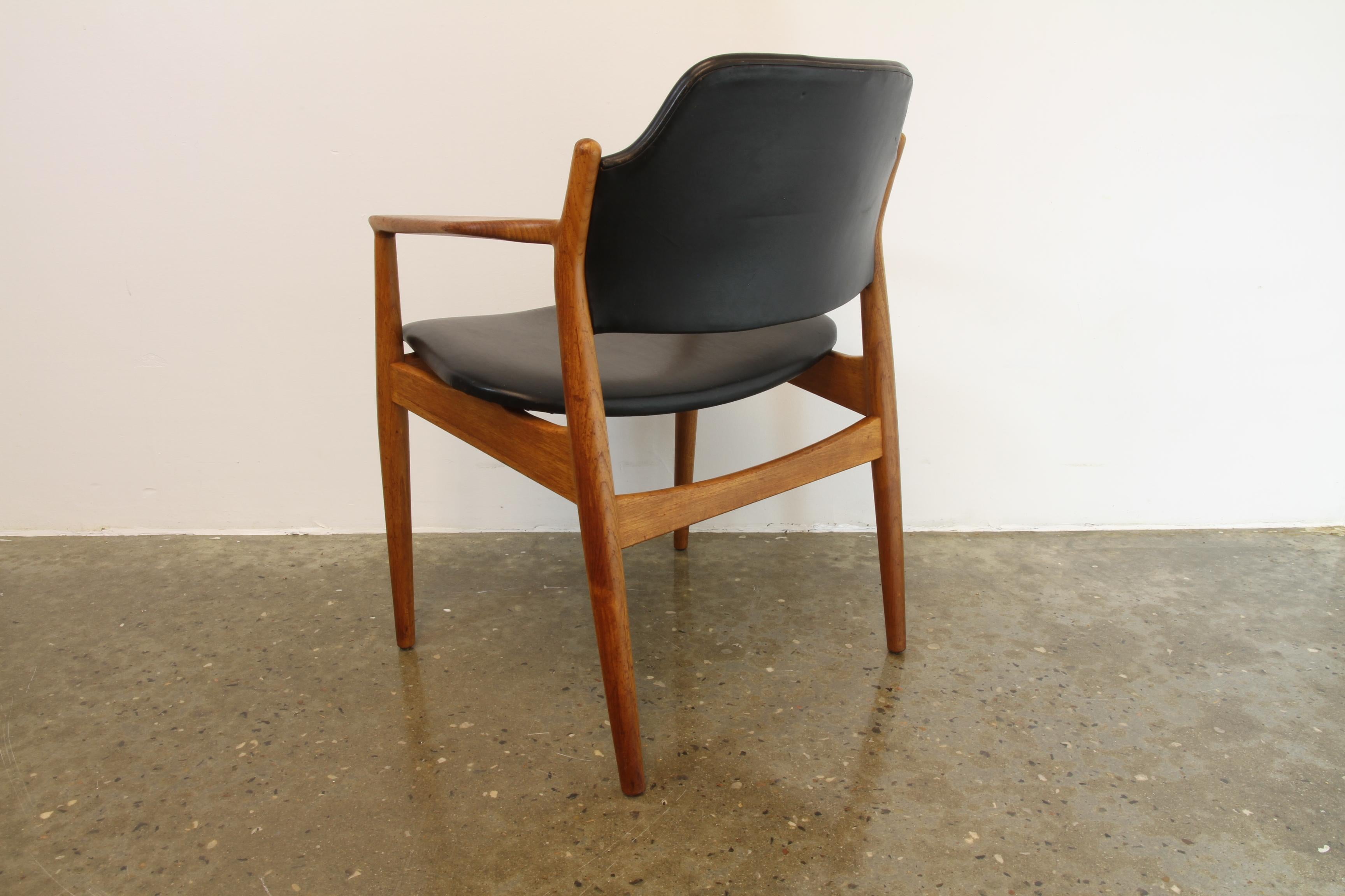 arne vodder armchair