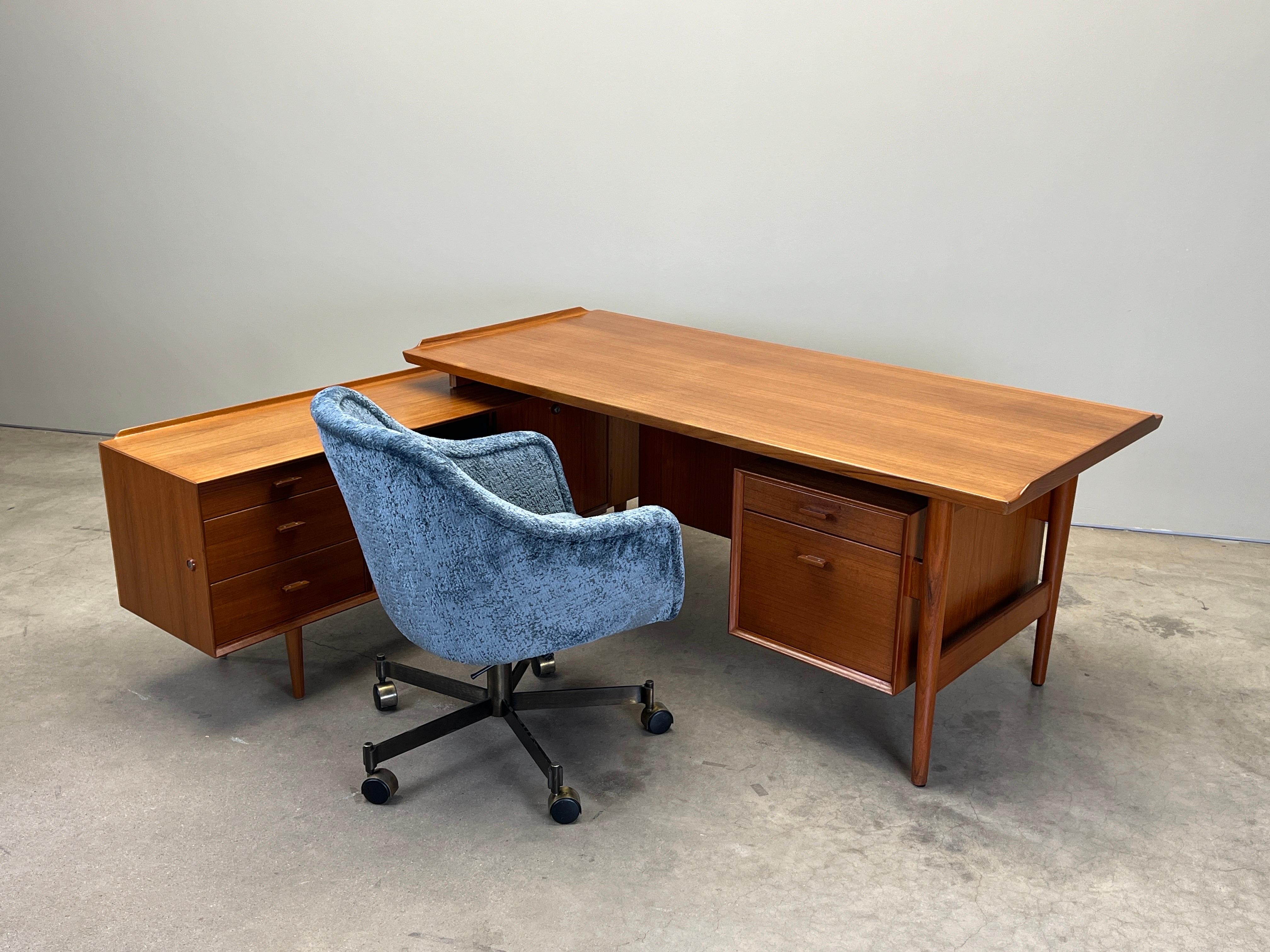 Scrivania in teak di Arne Vodder per Sibast in vendita 7