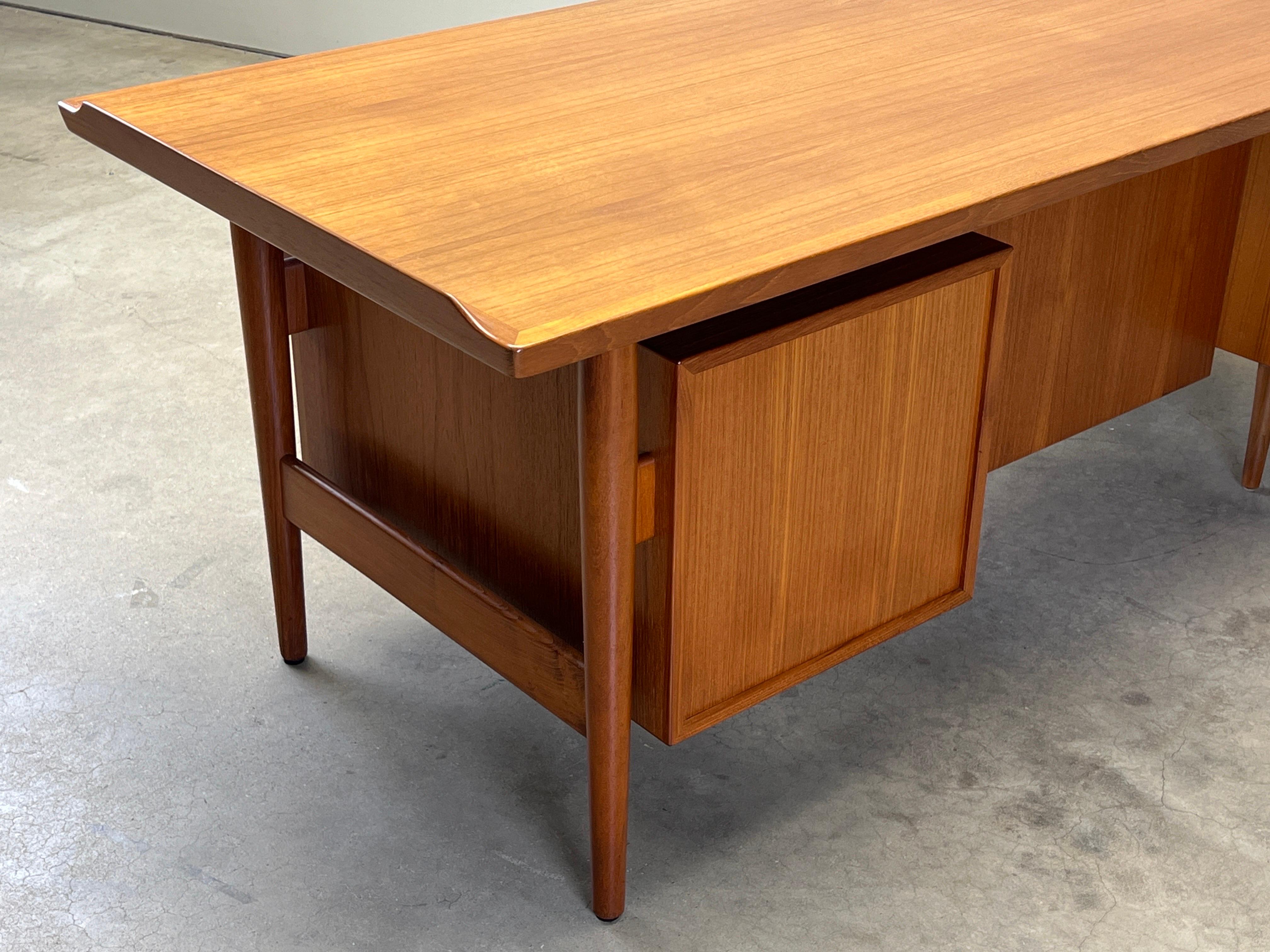 Scrivania in teak di Arne Vodder per Sibast in vendita 11