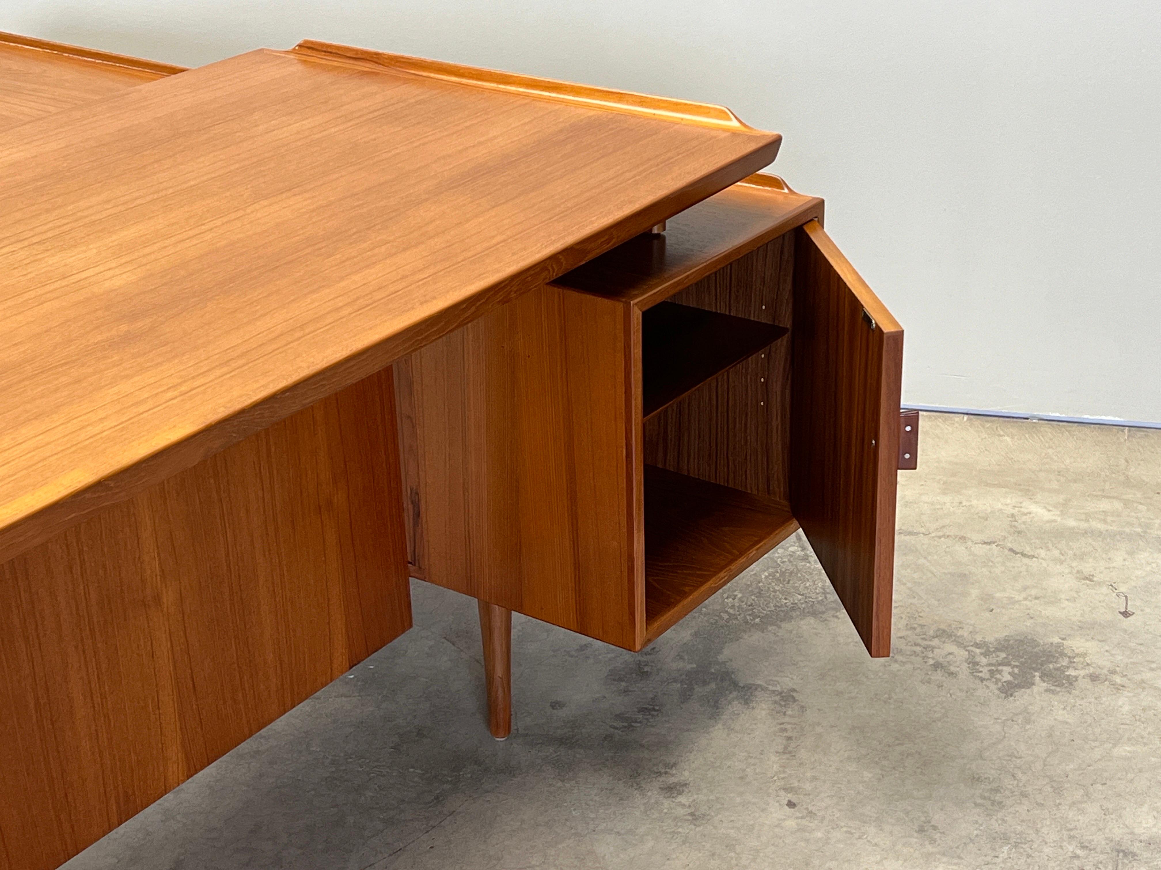 Scrivania in teak di Arne Vodder per Sibast in vendita 12