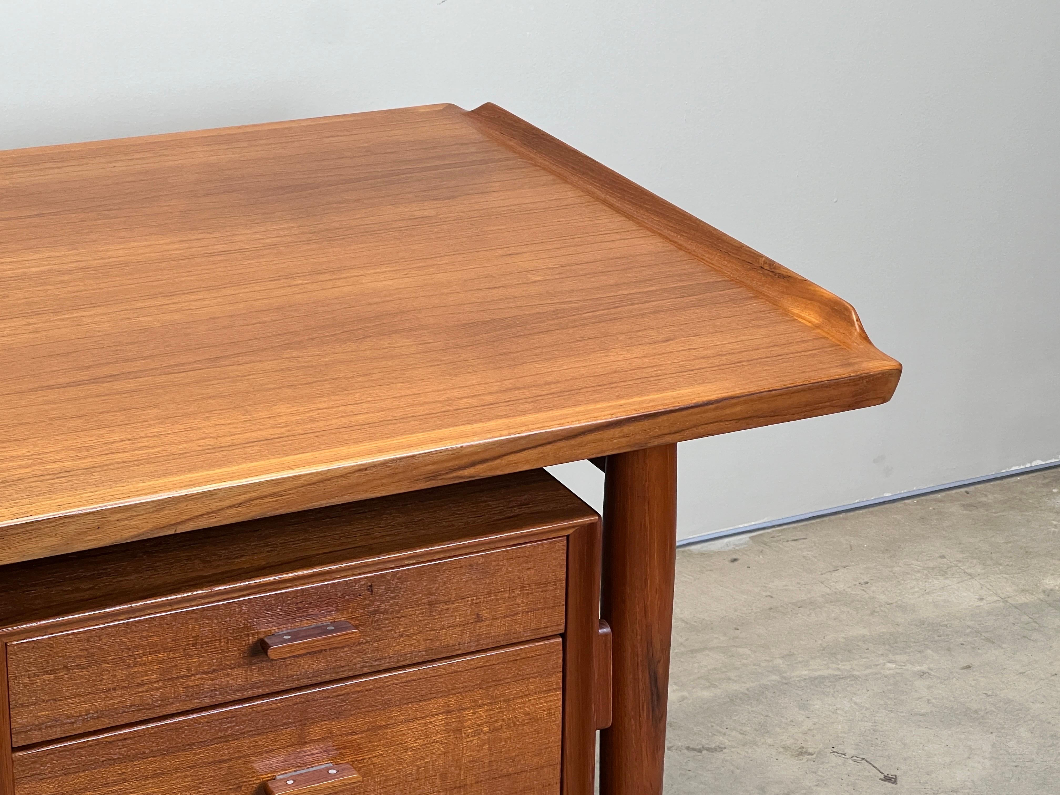 Scrivania in teak di Arne Vodder per Sibast in vendita 1