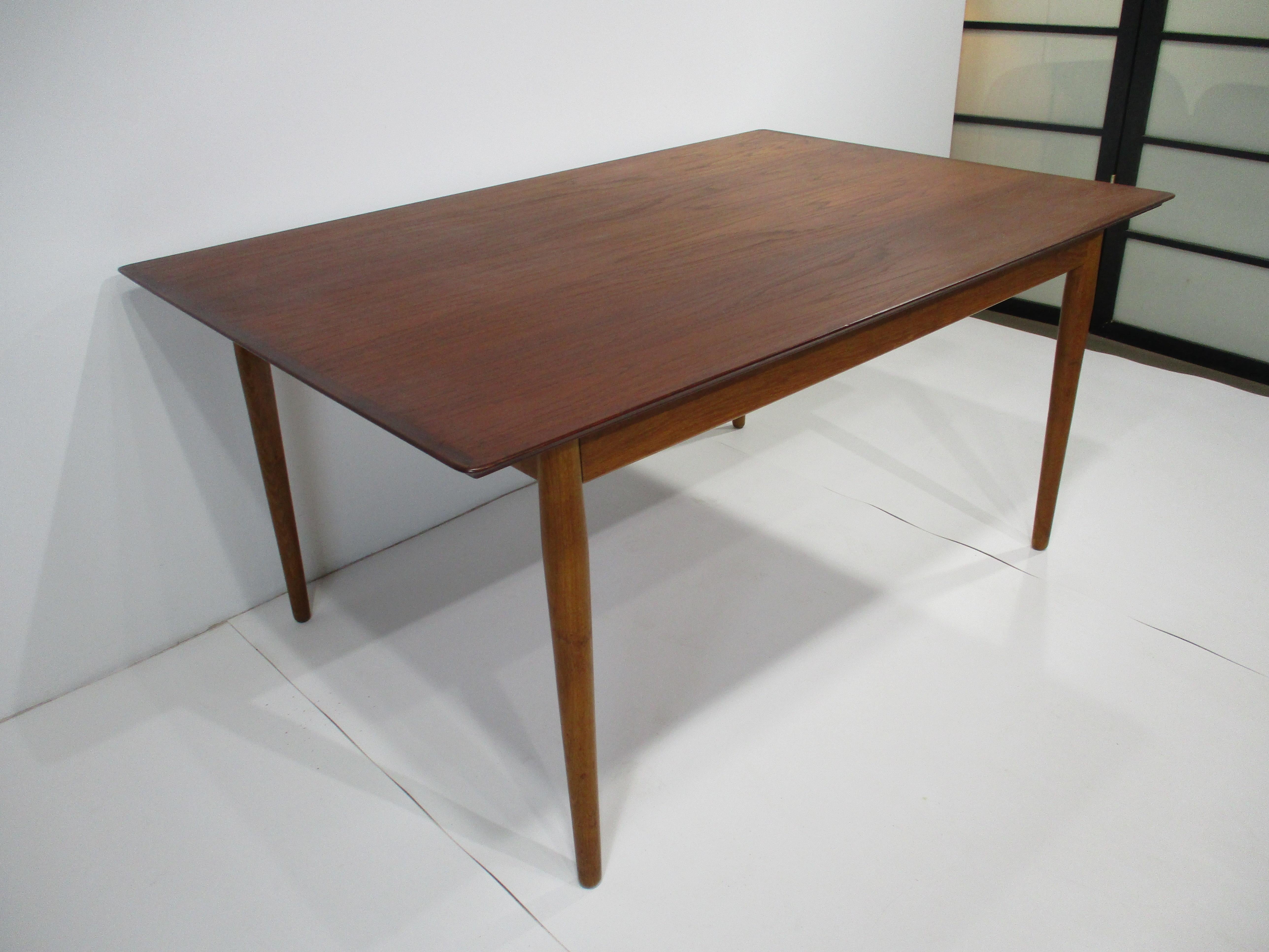 Mid-Century Modern Arne Vodder Teak Dining Table for Sibast Denmark For Sale