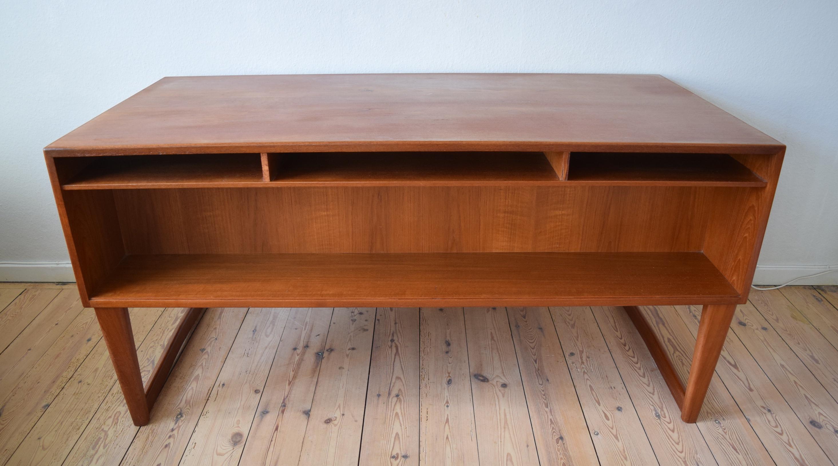 Arne Vodder Teak Executive Desk, 1960s, Denmark For Sale 10