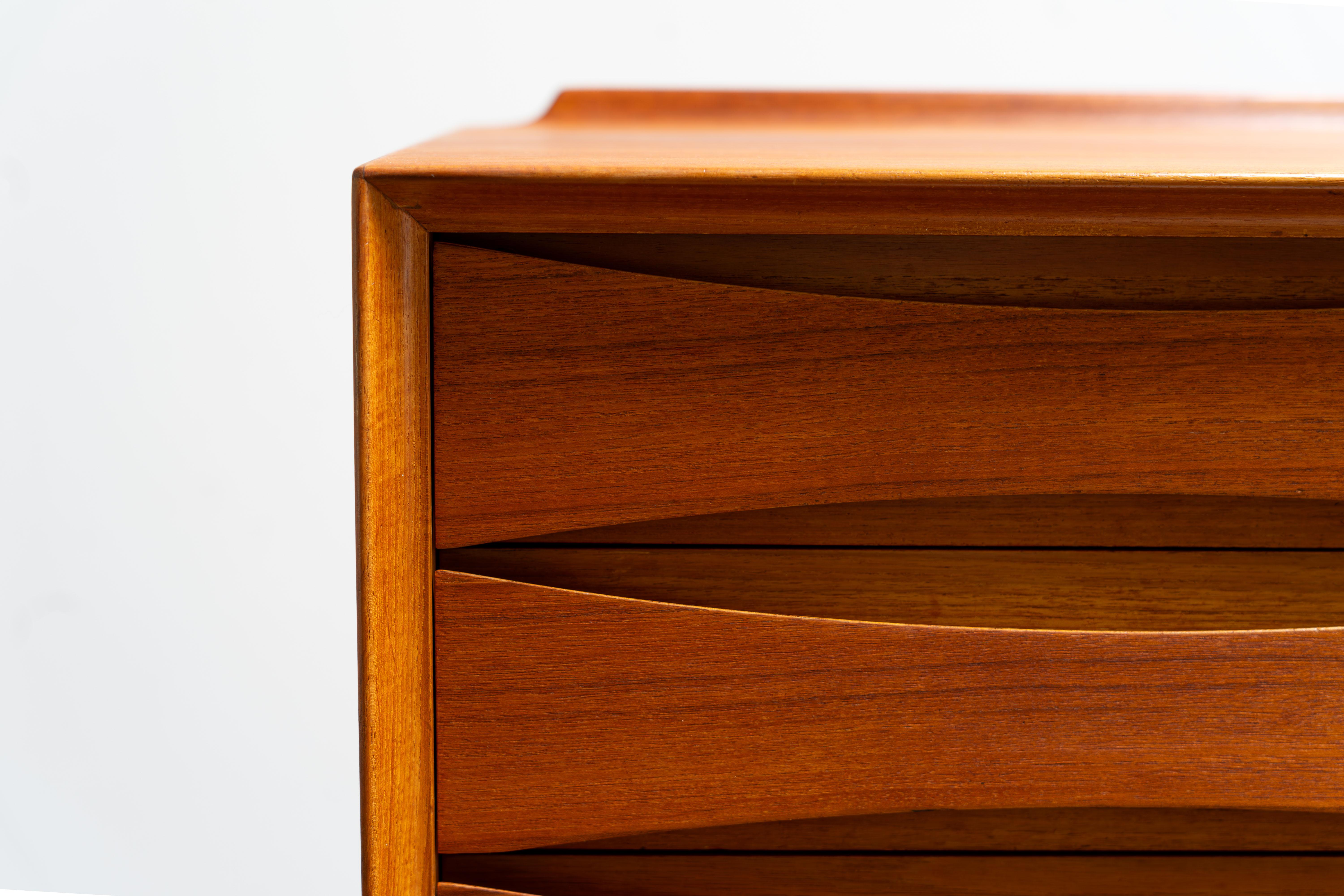 Arne Vodder - Credenza in teak OS 63 Sibast, Danimarca, anni '50 in vendita 3