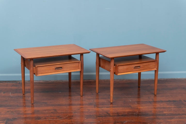 Arne Vodder Teak Nightstands for Sibast Furniture In Good Condition For Sale In San Francisco, CA