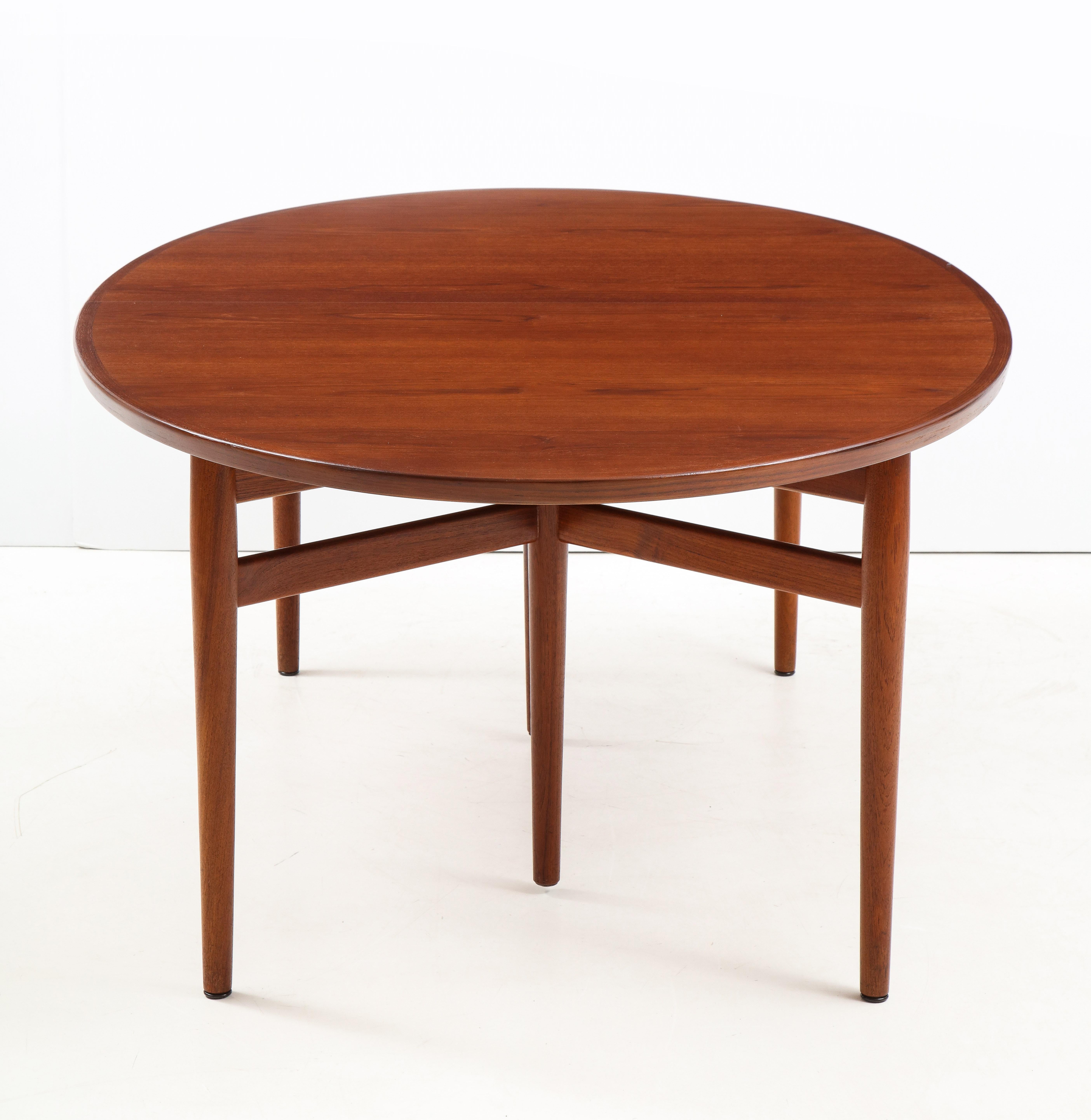 Arne Vodder Teak Oval Dining Table Model 212 5