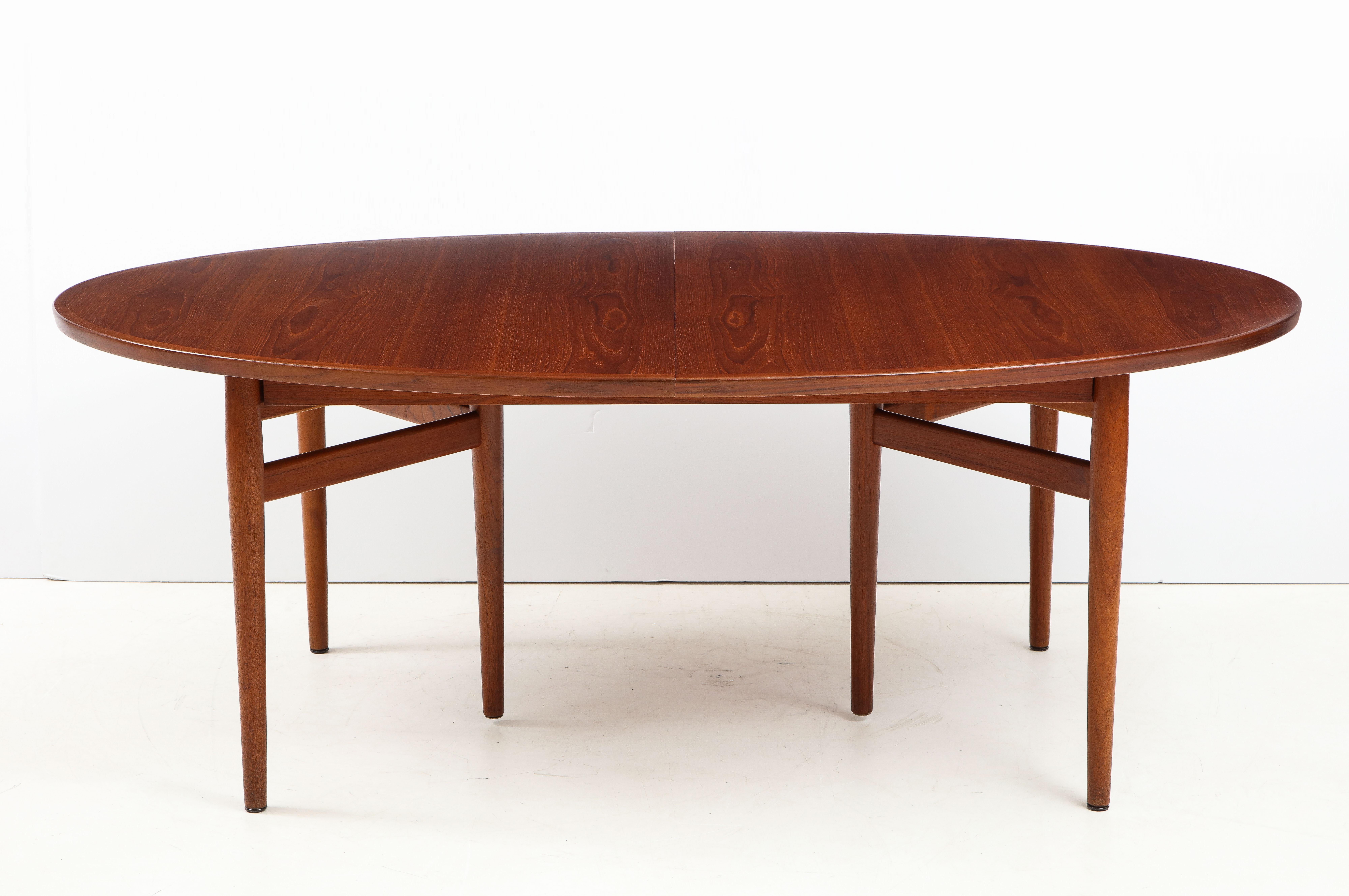 Arne Vodder Teak Oval Dining Table Model 212 1
