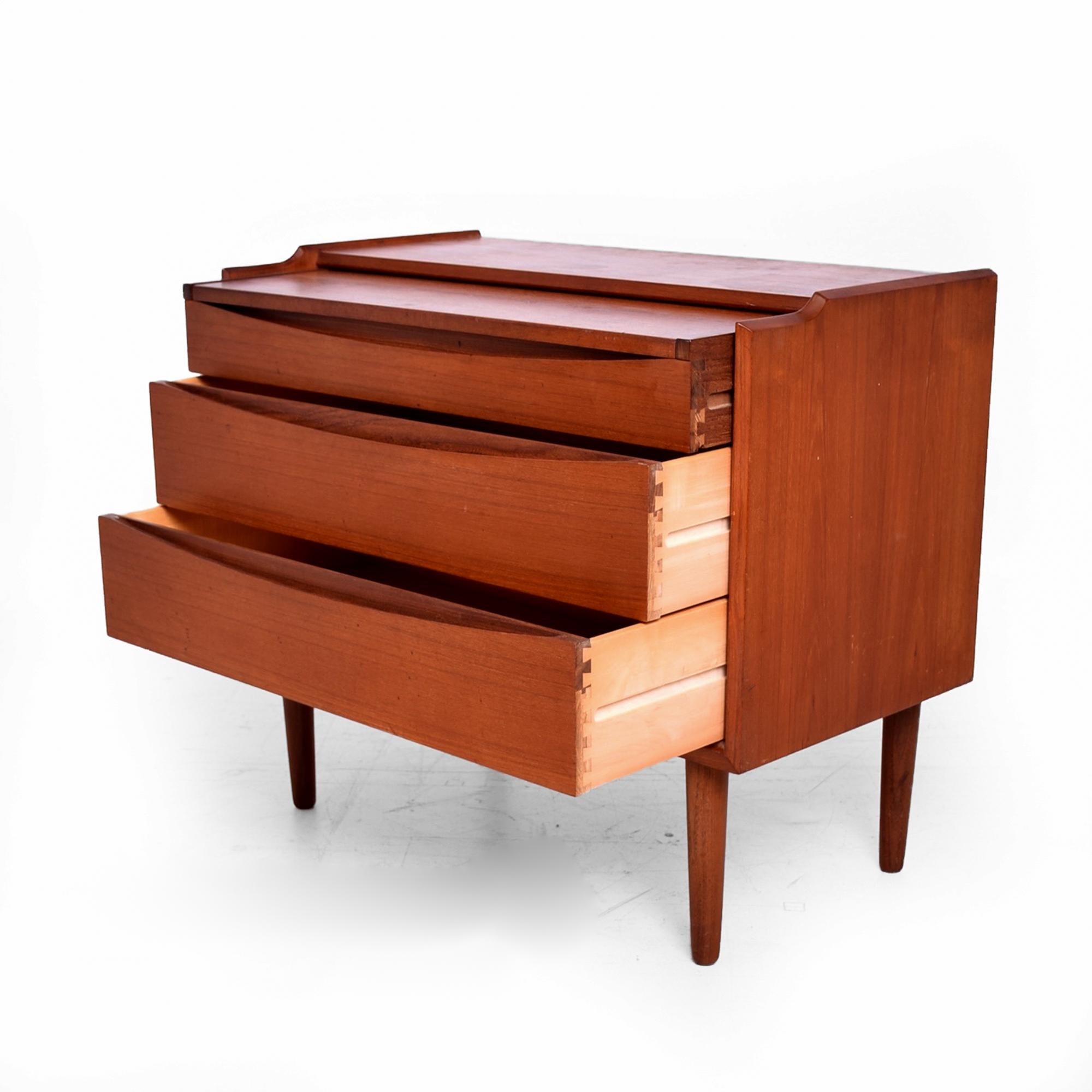 Arne Vodder Teak Scandinavian Secretary Desk 1960s Old Hollywood Vanity Dresser 1