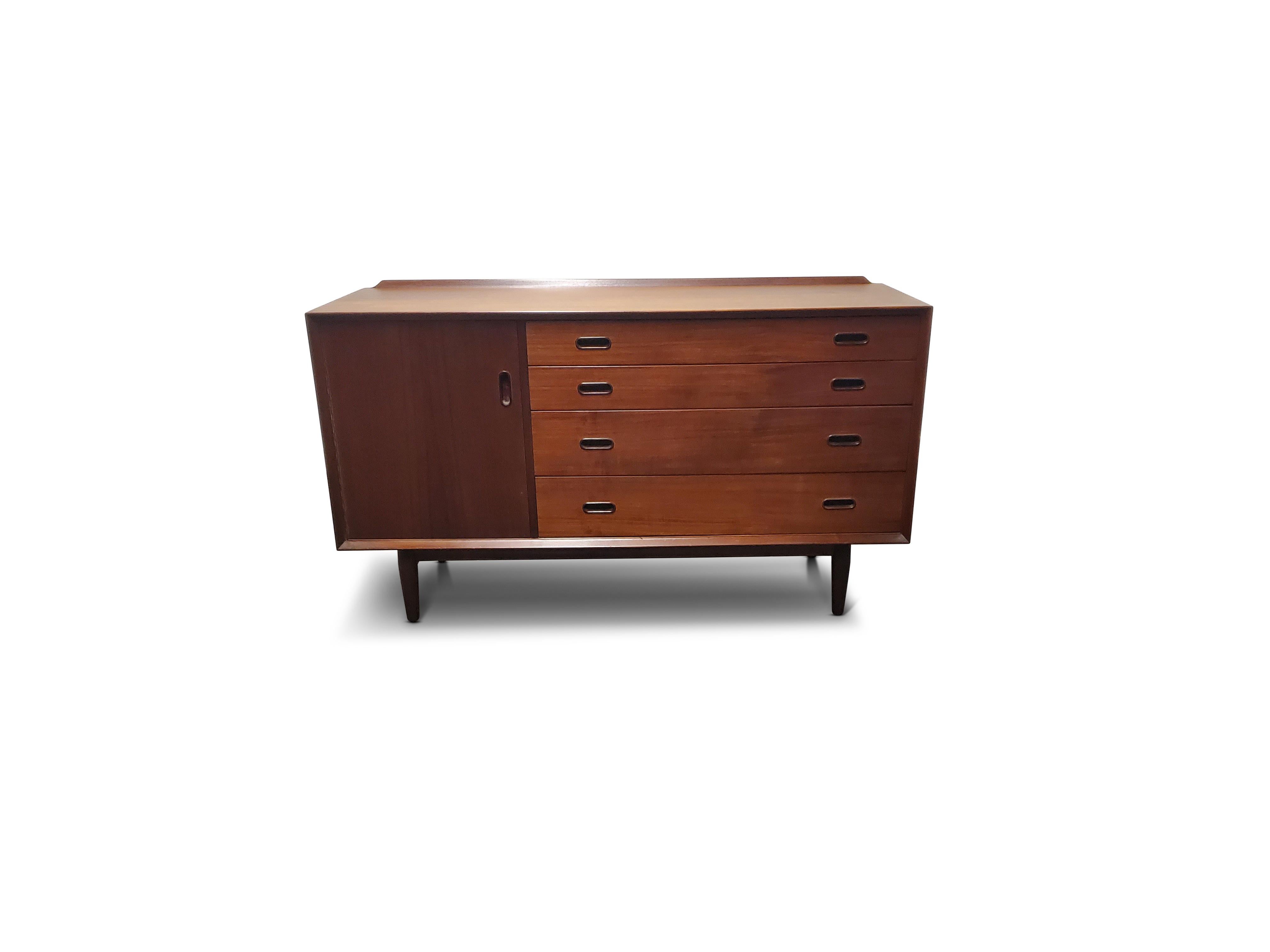 Arne Vodder Teak Sideboard for Sibast Denmark  For Sale 1