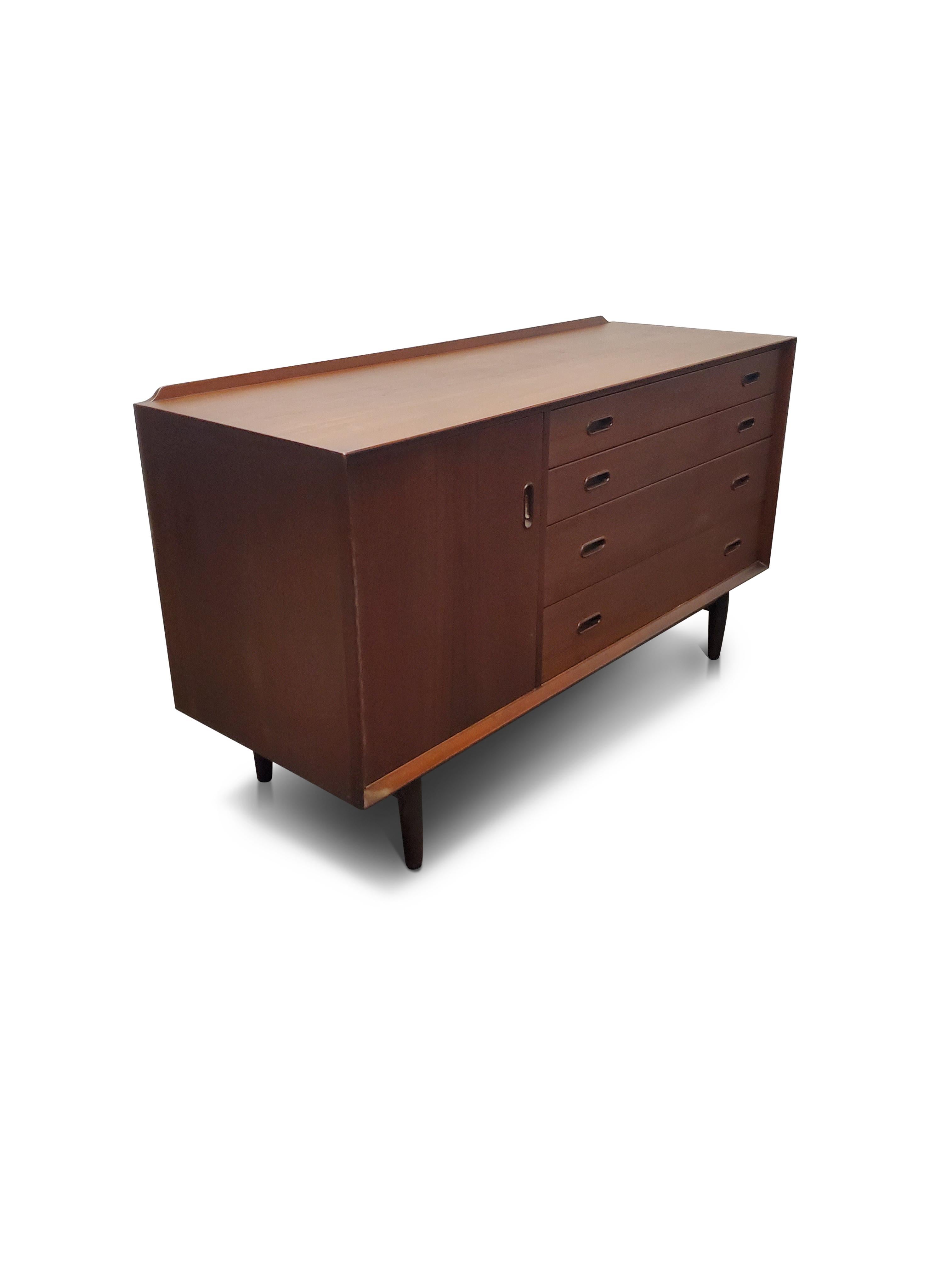 Arne Vodder Teak Sideboard for Sibast Denmark  For Sale 4