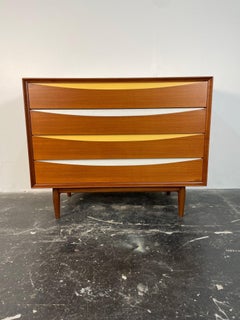 Arne Vodder Triennale 4 Drawer Dresser by Sibast