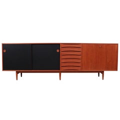 Arne Vodder “Triennale” Sideboard
