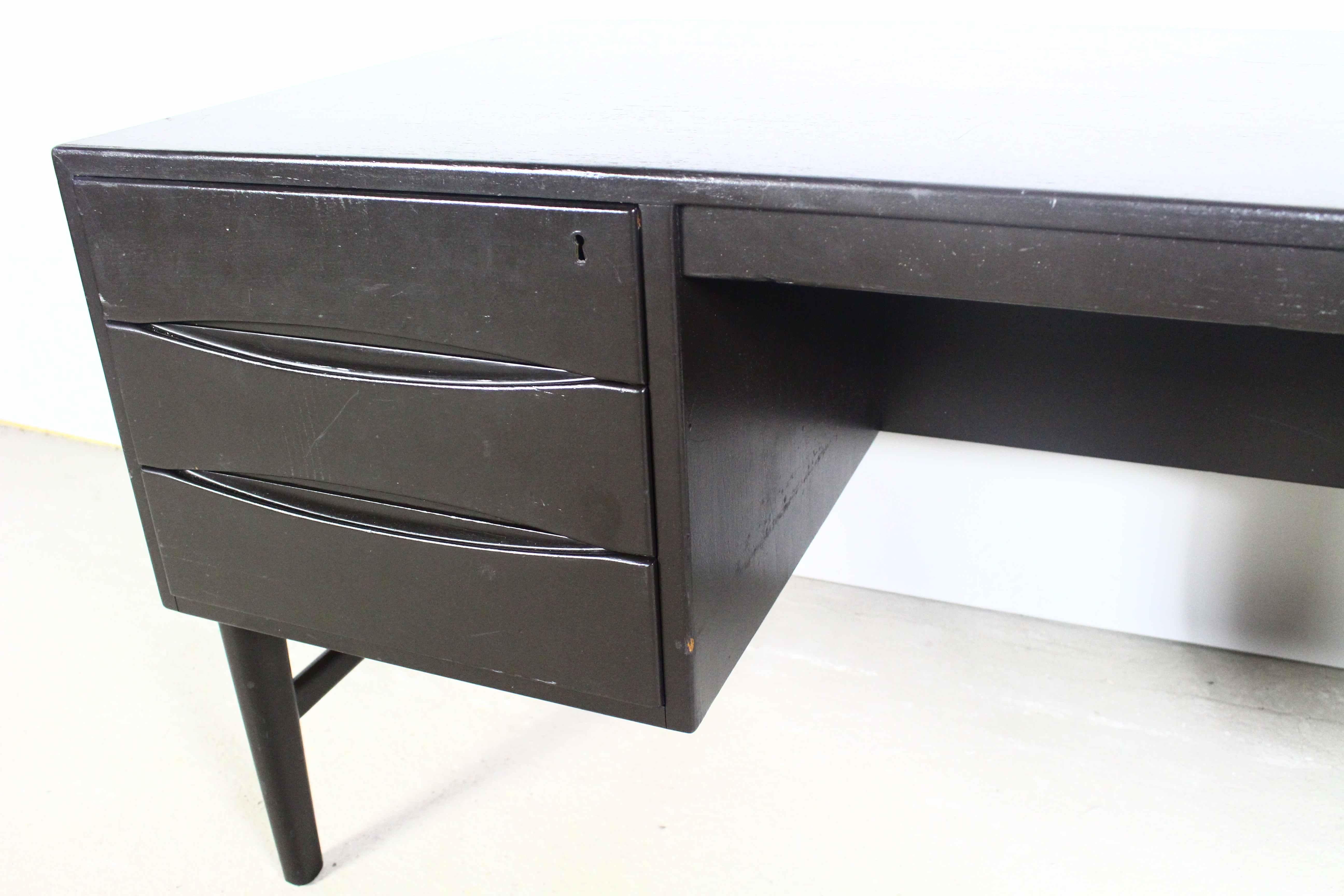 Arne Vodder Vintage Desk, Denmark 1960s For Sale 6