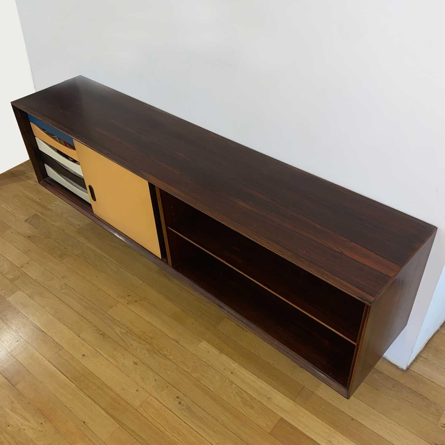 Arne Vodder wall rosewood sideboard In Excellent Condition For Sale In Grenoble, FR