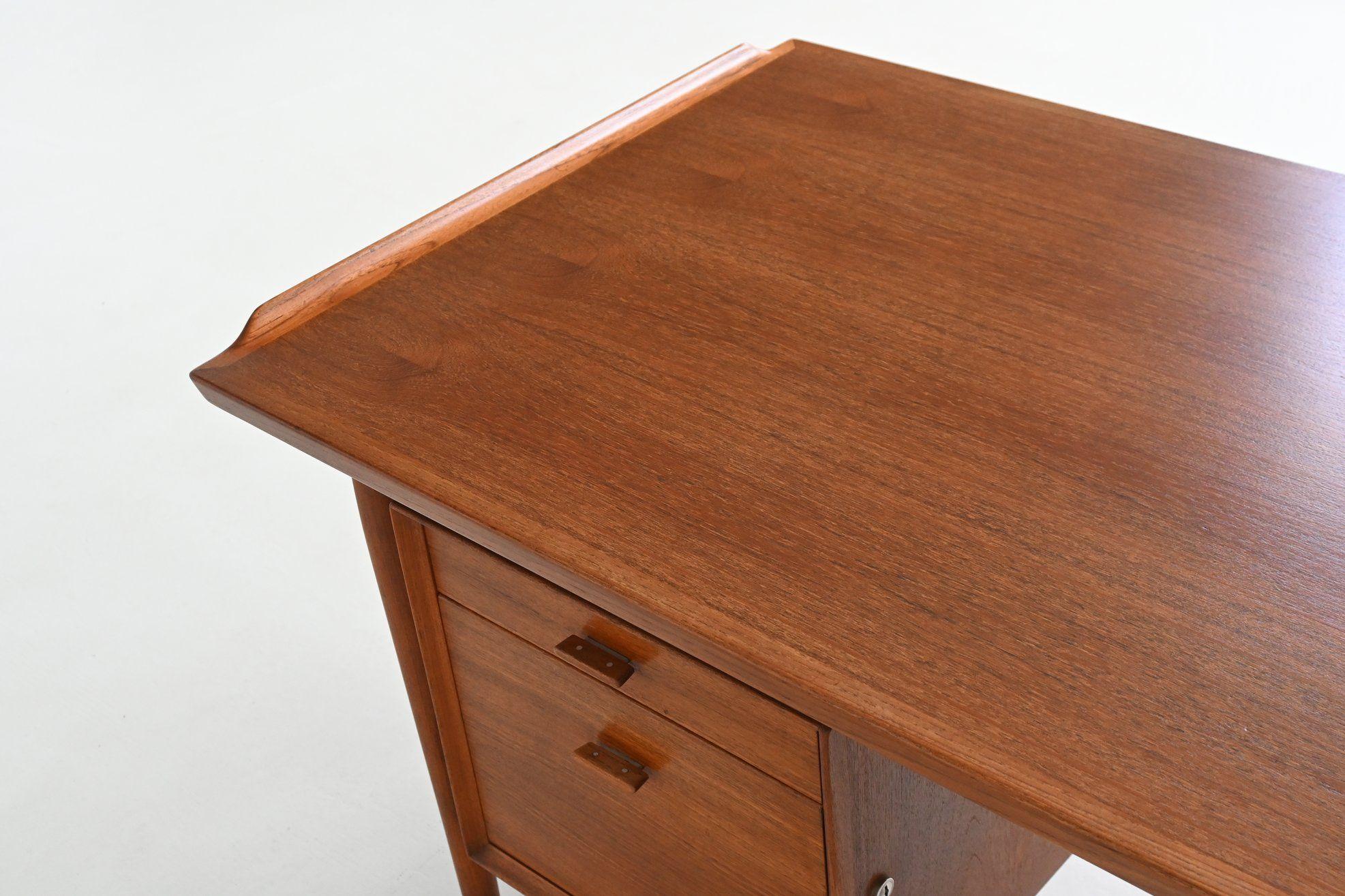 Arne Vodder Schreibtisch Modell 207 in Teakholz Sibast Dänemark 1960 im Angebot 10