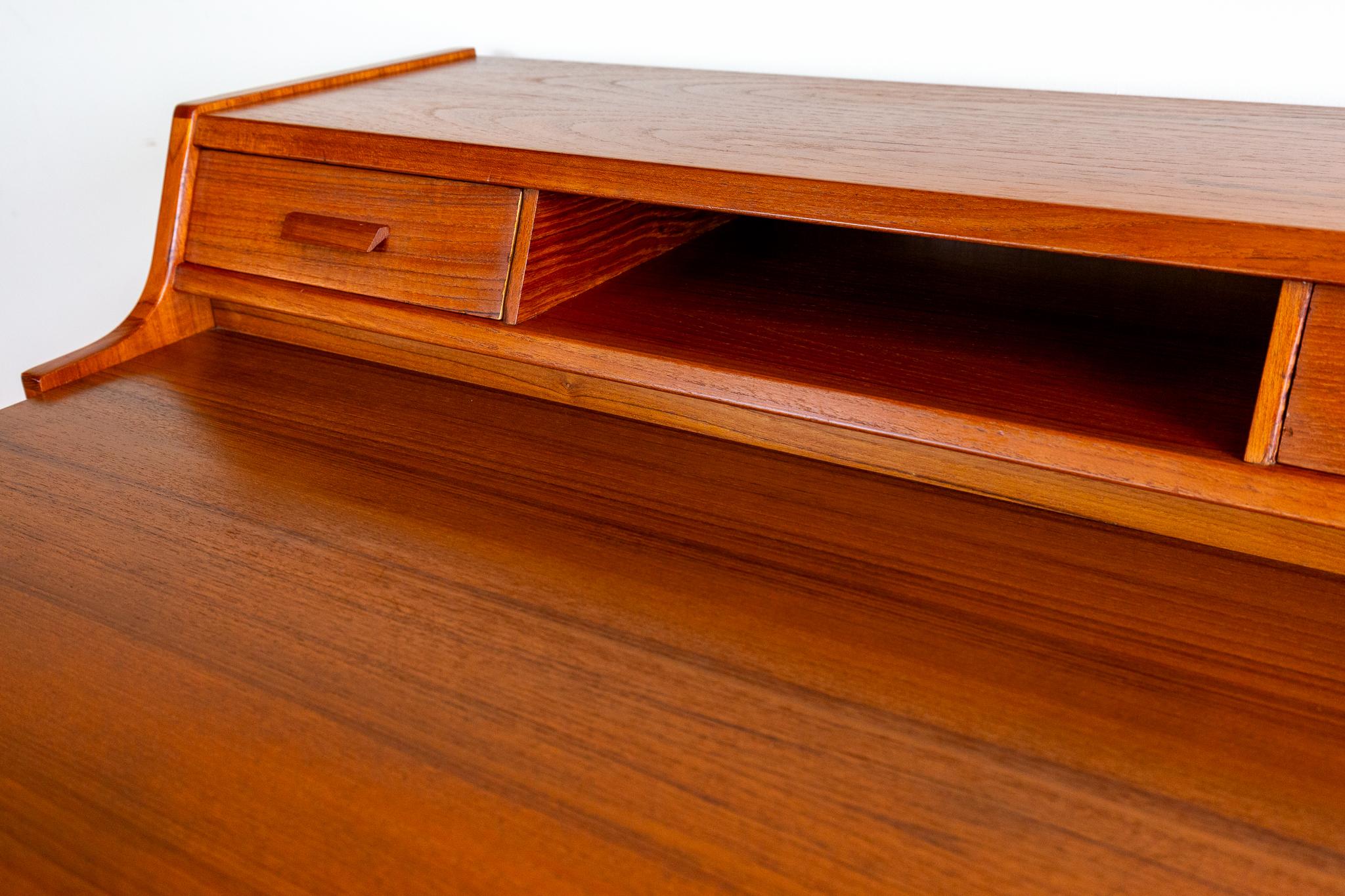 Arne Wahl Iversen Bureau Desk Danish Mid Century Teak 1960s MCM Scandinavian For Sale 10