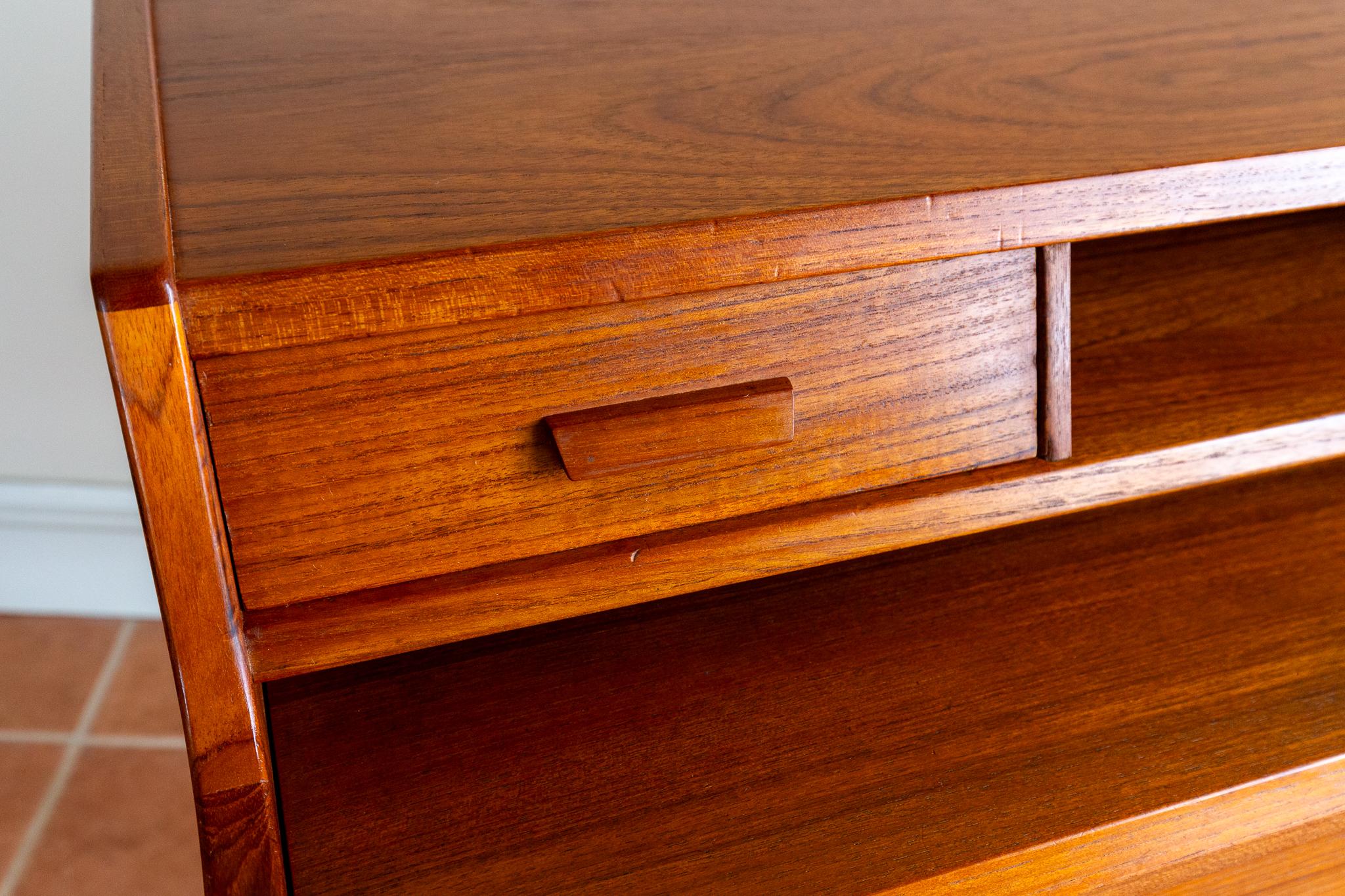 Arne Wahl Iversen Bureau Desk Danish Mid Century Teak 1960s MCM Scandinavian For Sale 13