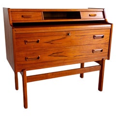 Arne Wahl Iversen Büro-Schreibtisch Dänisch Mid Century Teakholz 1960er Jahre MCM Skandinavisch