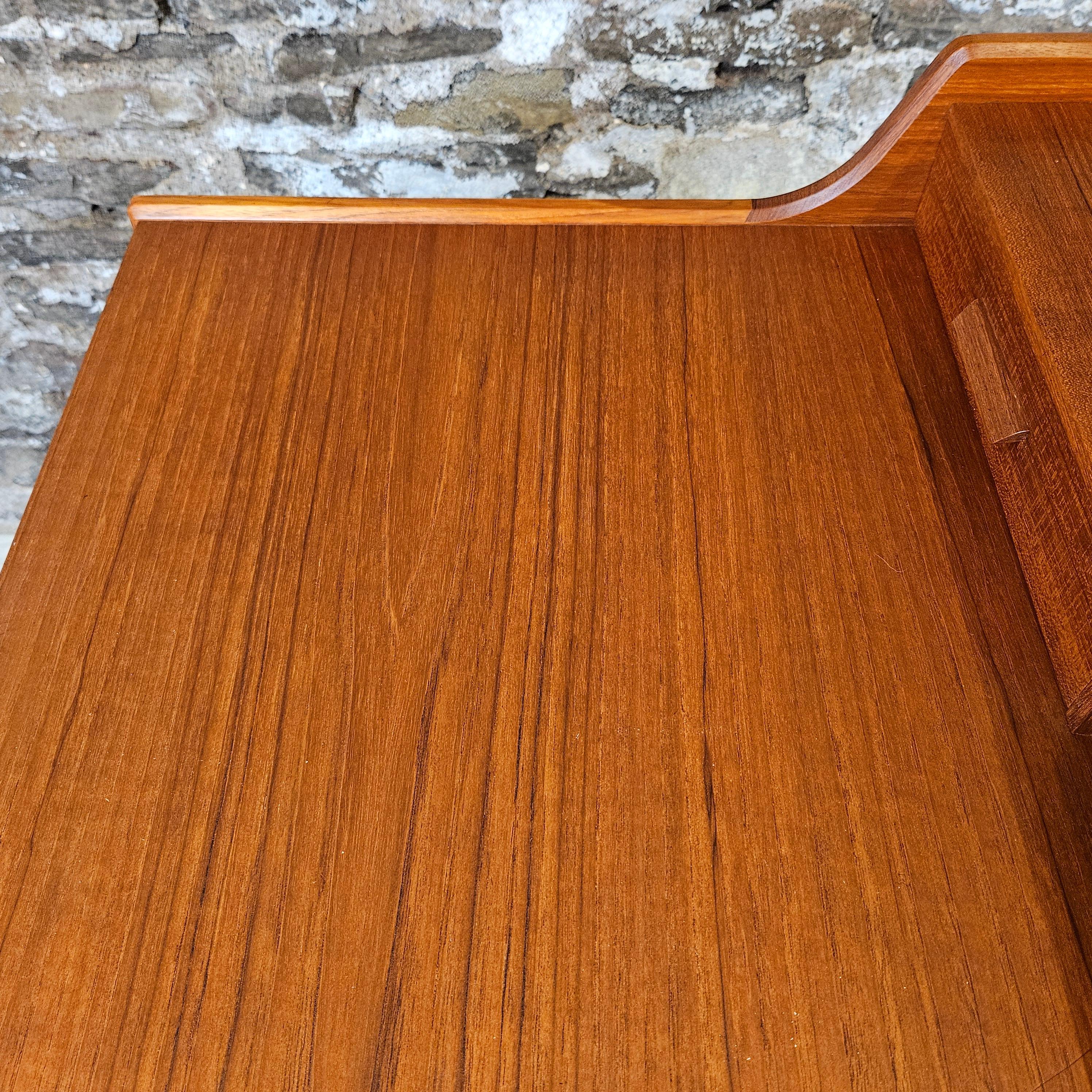 Arne Wahl Iversen Danish Teak Desk/Vanity Model 65 1