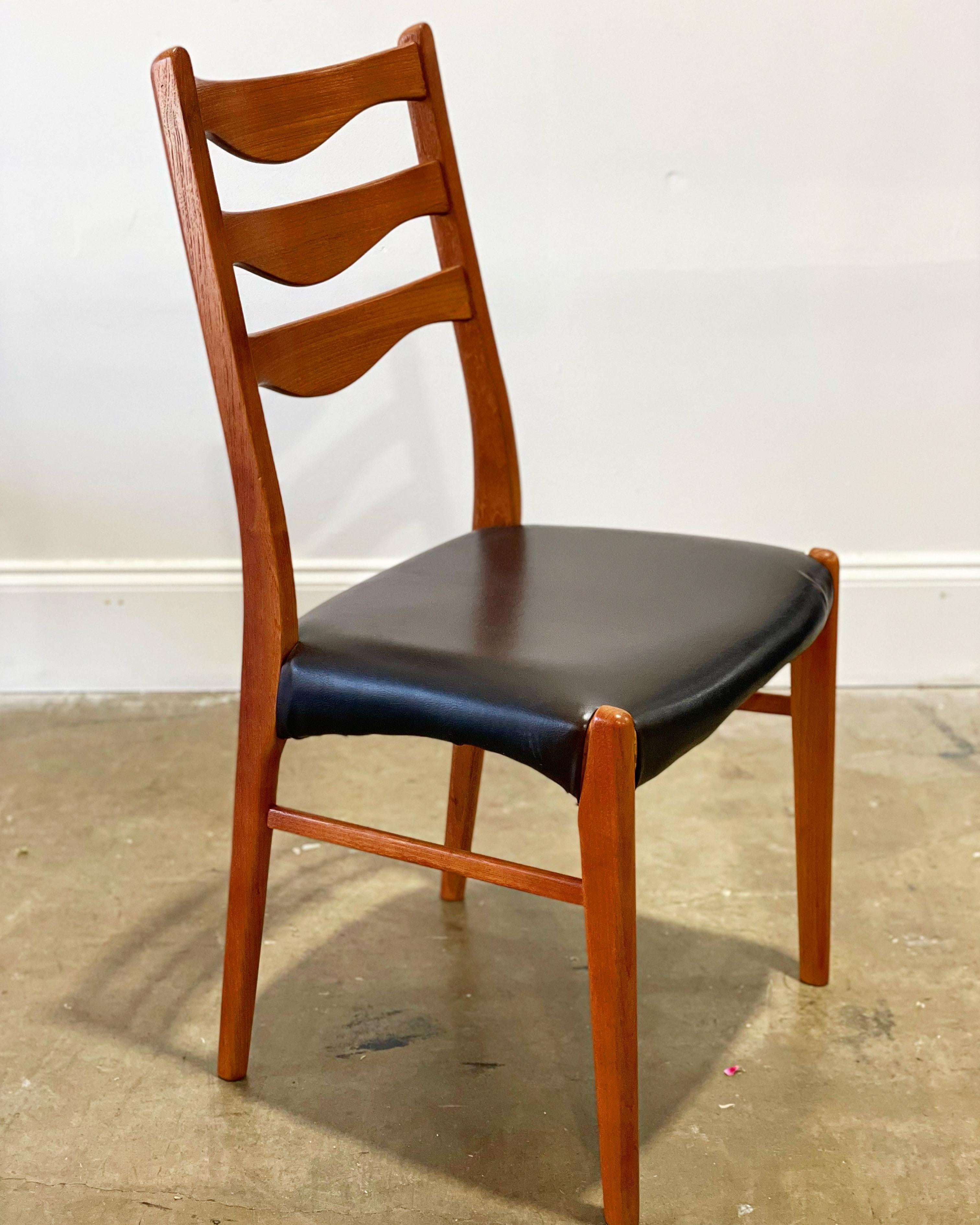 Arne Wahl Iversen Dining Chairs in Teak, Set of 8, Midcentury Danish Modern 6