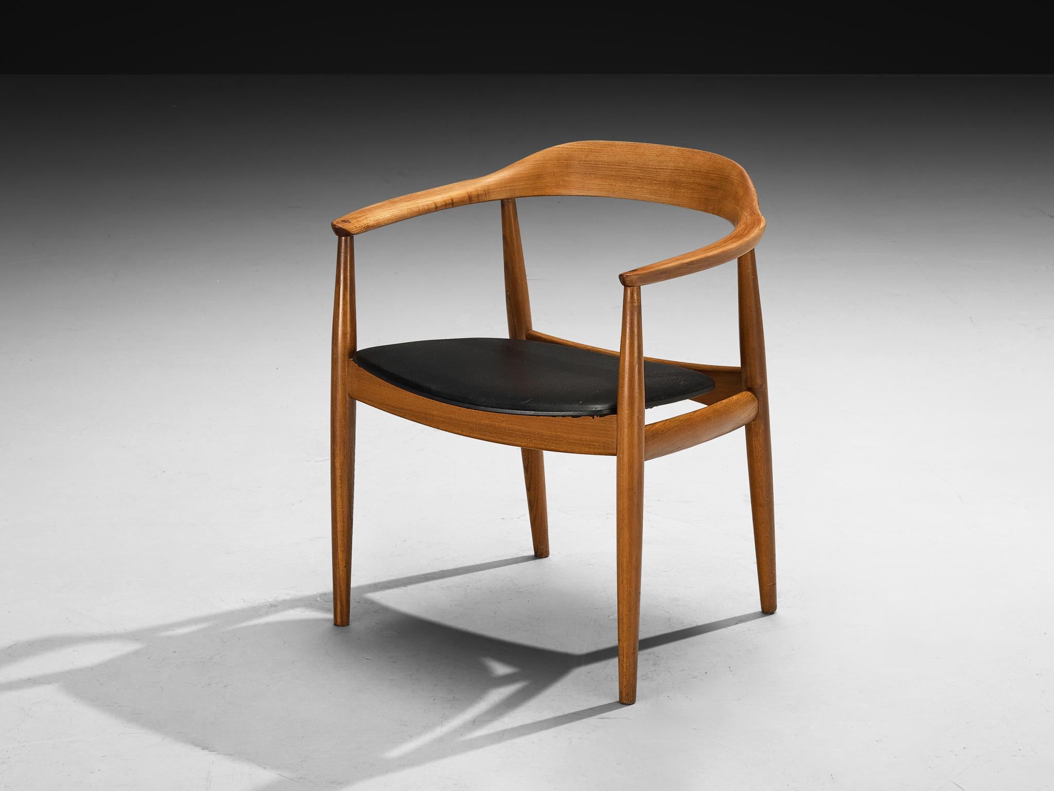 Arne Wahl Iversen for Niels Eilersen Set of Eight Dining Armchairs in Ash 3