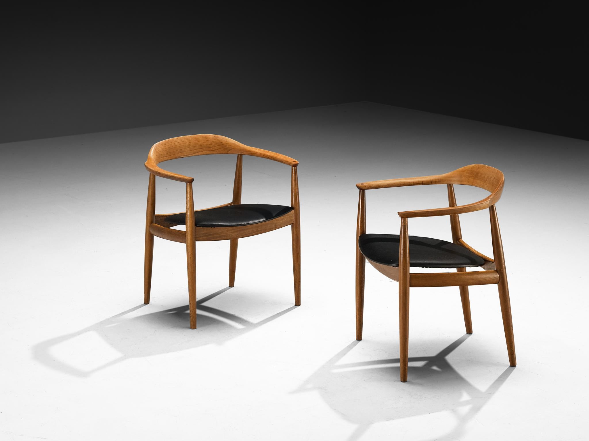 Arne Wahl Iversen for Niels Eilersen Set of Eight Dining Armchairs in Ash 5