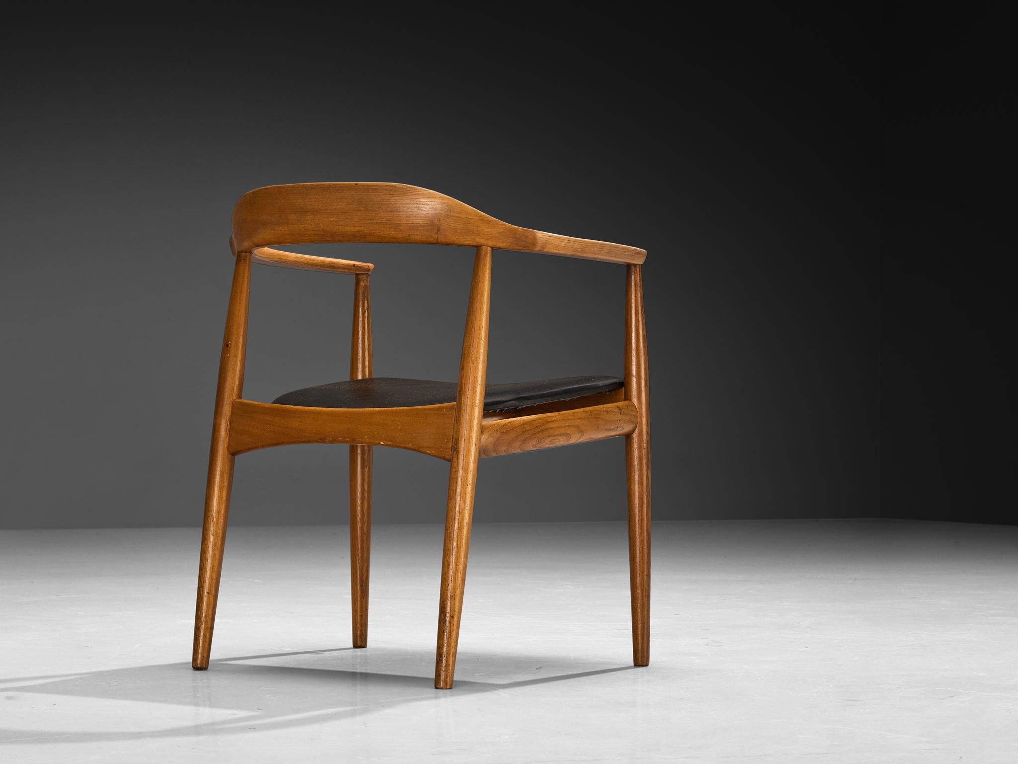 Arne Wahl Iversen for Niels Eilersen Set of Eight Dining Armchairs in Ash 6