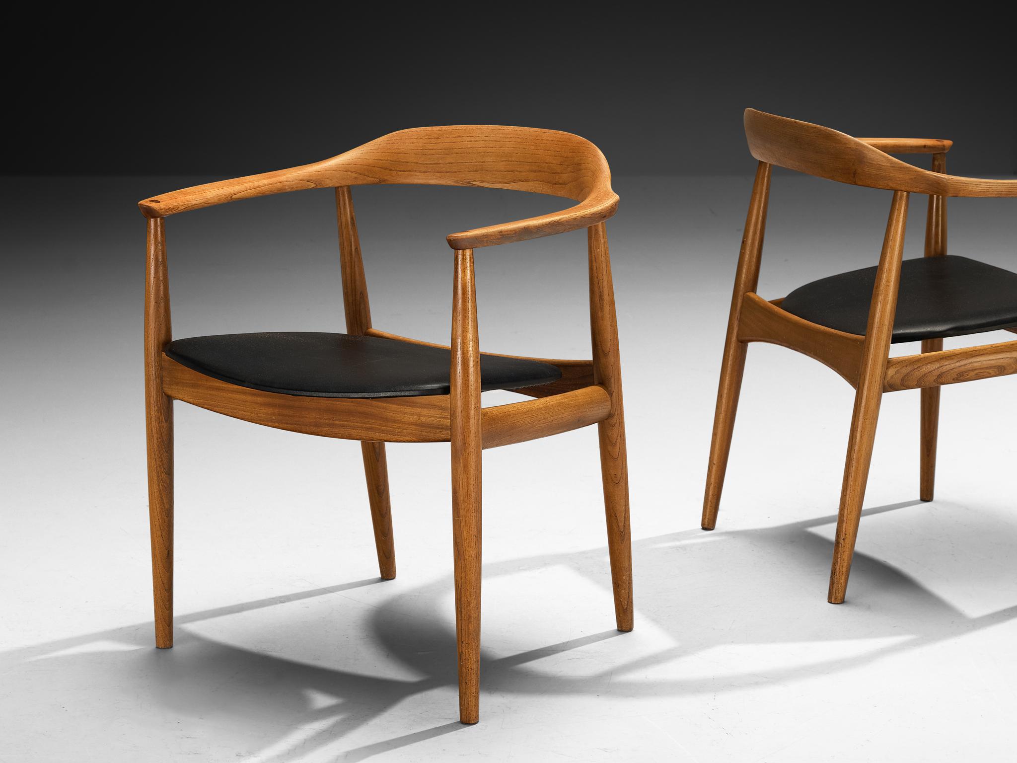Scandinavian Modern Arne Wahl Iversen for Niels Eilersen Set of Eight Dining Armchairs in Ash