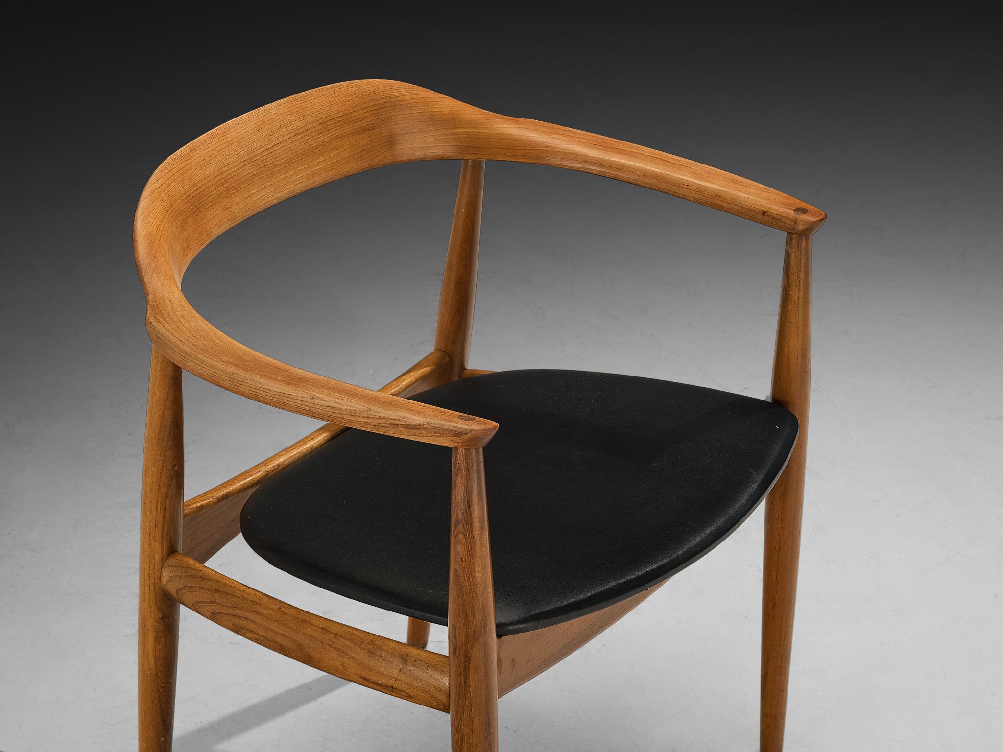 Arne Wahl Iversen for Niels Eilersen Set of Eight Dining Armchairs in Ash 1
