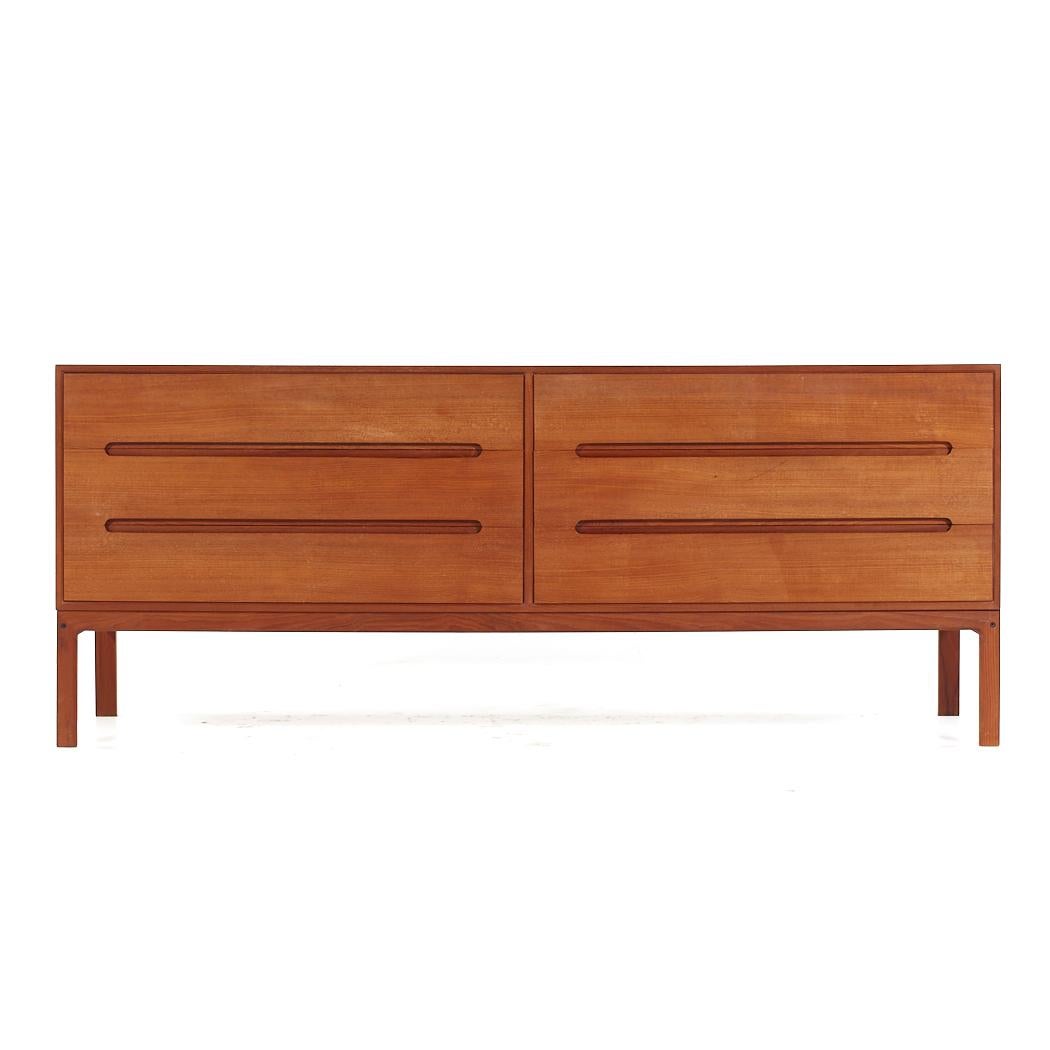 Arne Wahl Iversen for Vinde Møbelfabrik Mid Century Danish Teak Lowboy Dresser

This lowboy measures: 71.5 wide x 18 deep x 29 inches high

All pieces of furniture can be had in what we call restored vintage condition. That means the piece is