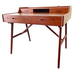 Arne Wahl Iversen Model 65 Danish Modern Desk