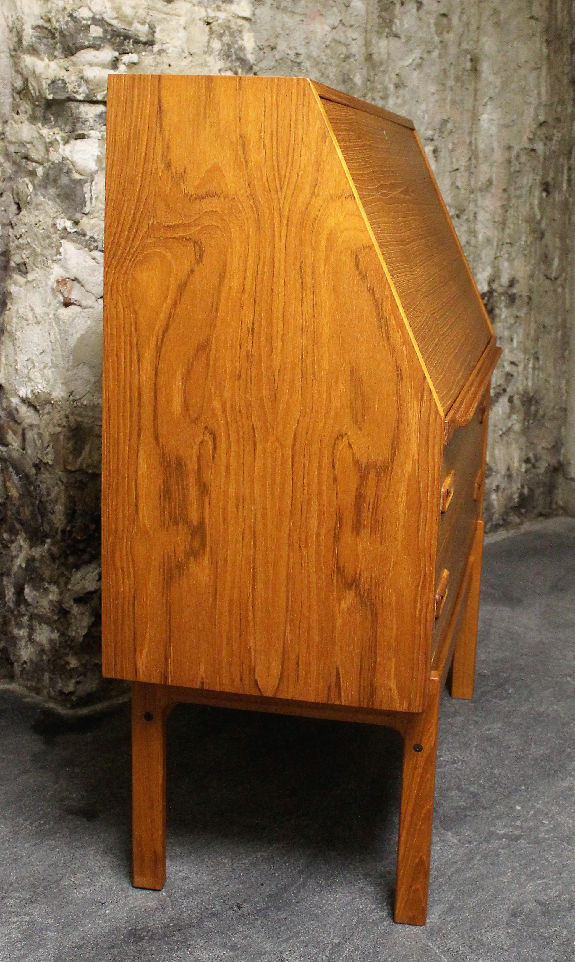Scandinavian Modern Arne Wahl Iversen Model 68 Teak Cabinet Desk