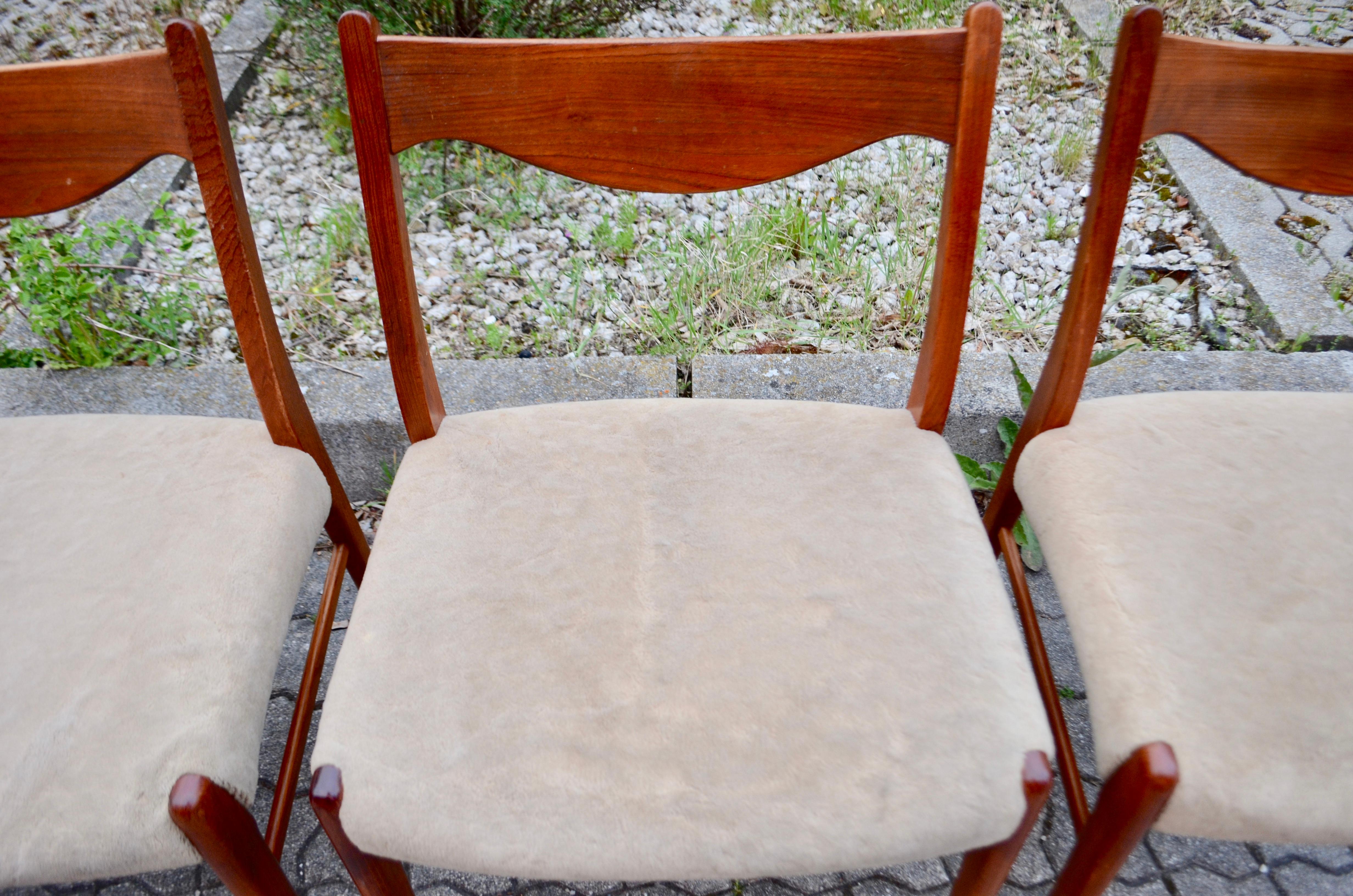 Arne Wahl Iversen Model GS60 for Glyngore Danish Teak Dining Chair Set of 4 For Sale 3