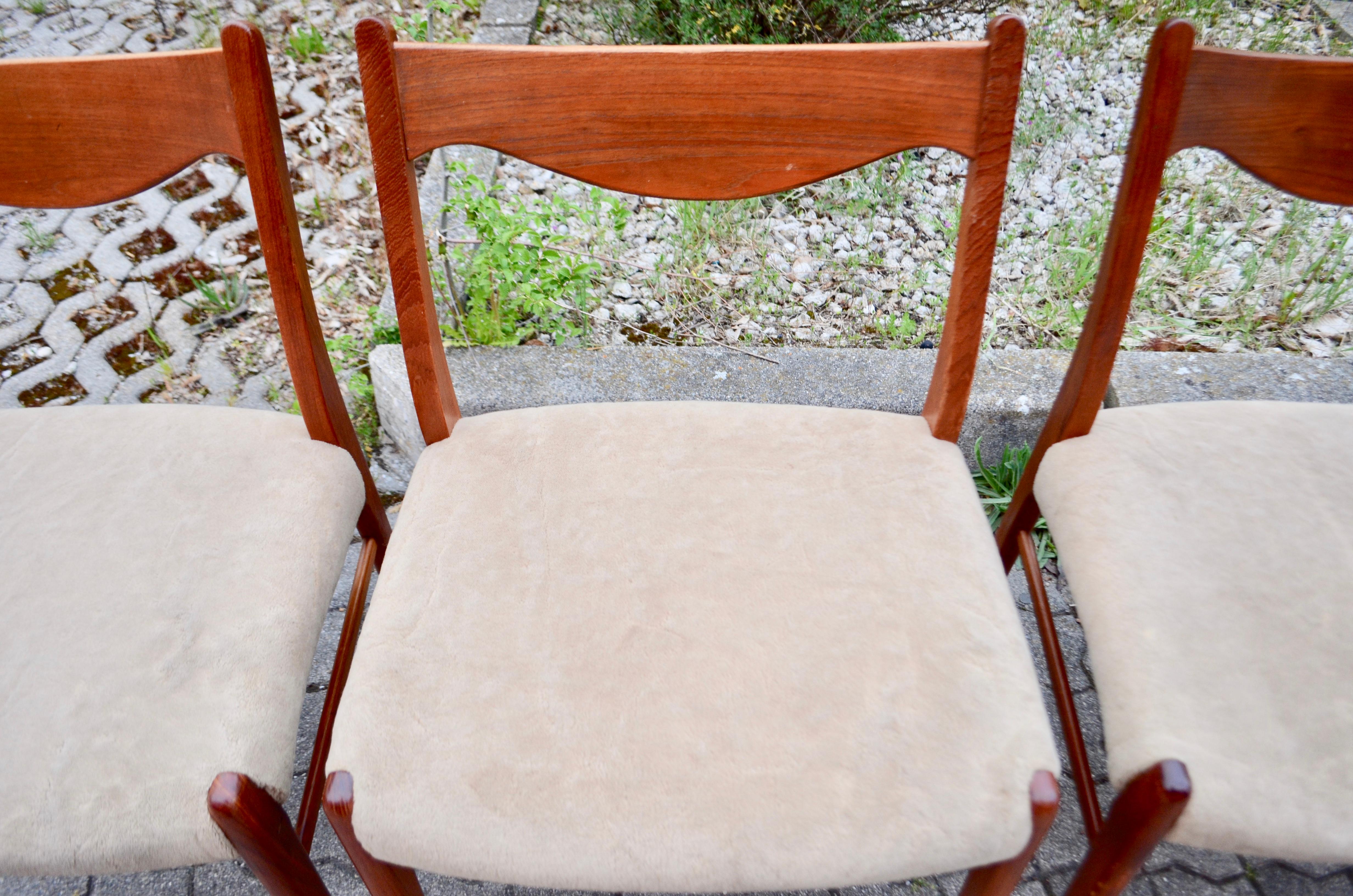 Arne Wahl Iversen Model GS60 for Glyngore Danish Teak Dining Chair Set of 4 For Sale 1