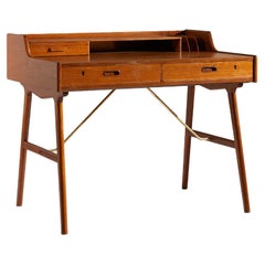 Arne Wahl Iversen Model No. 56  Teak Writing Desk for Vinde Møbelfabrik, Denmark