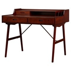 Scrivania Arne Wahl Iversen Model 64 in palissandro