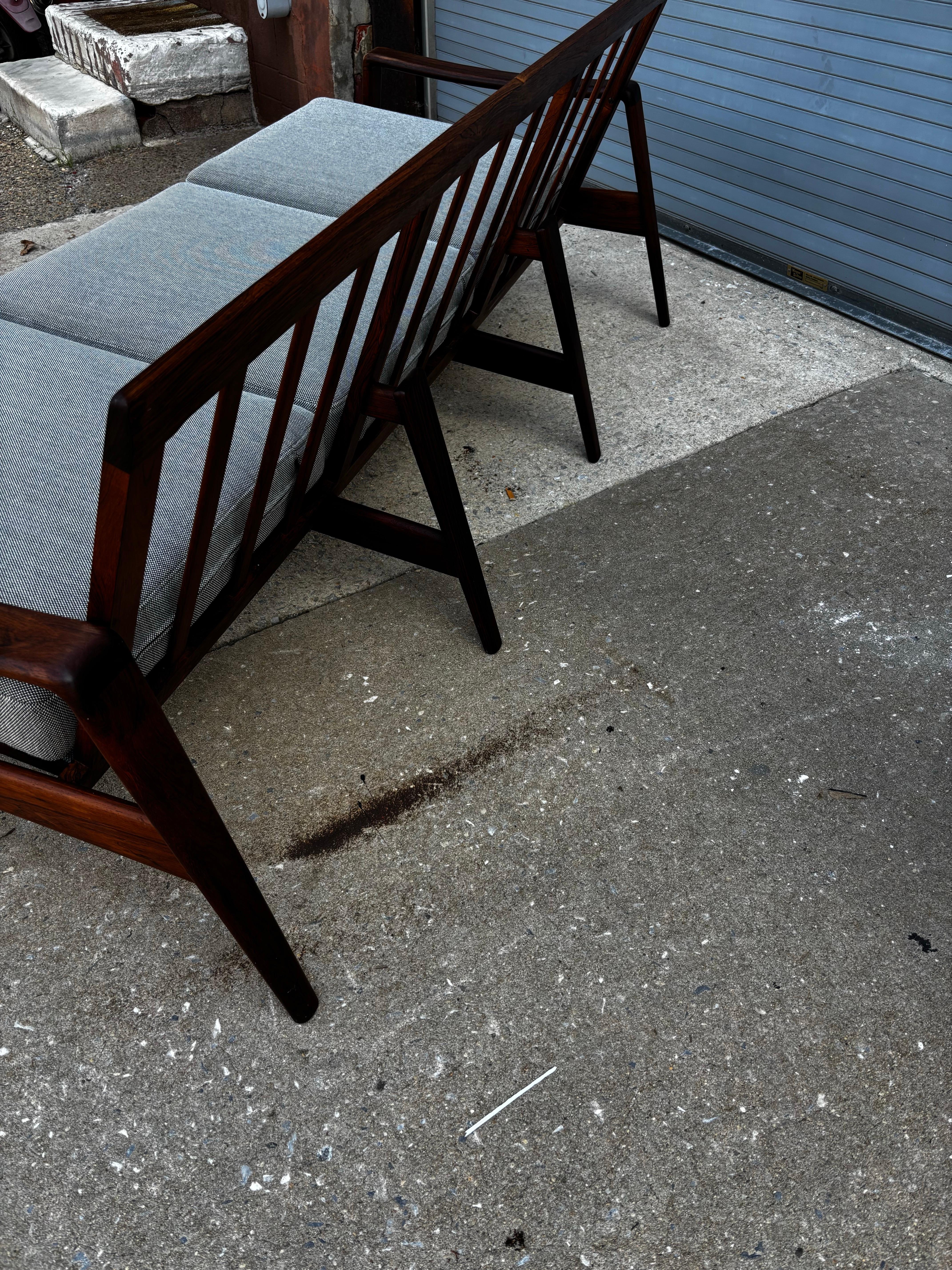 Arne Wahl Iversen Rosewood Sofa model 35 For Sale 4