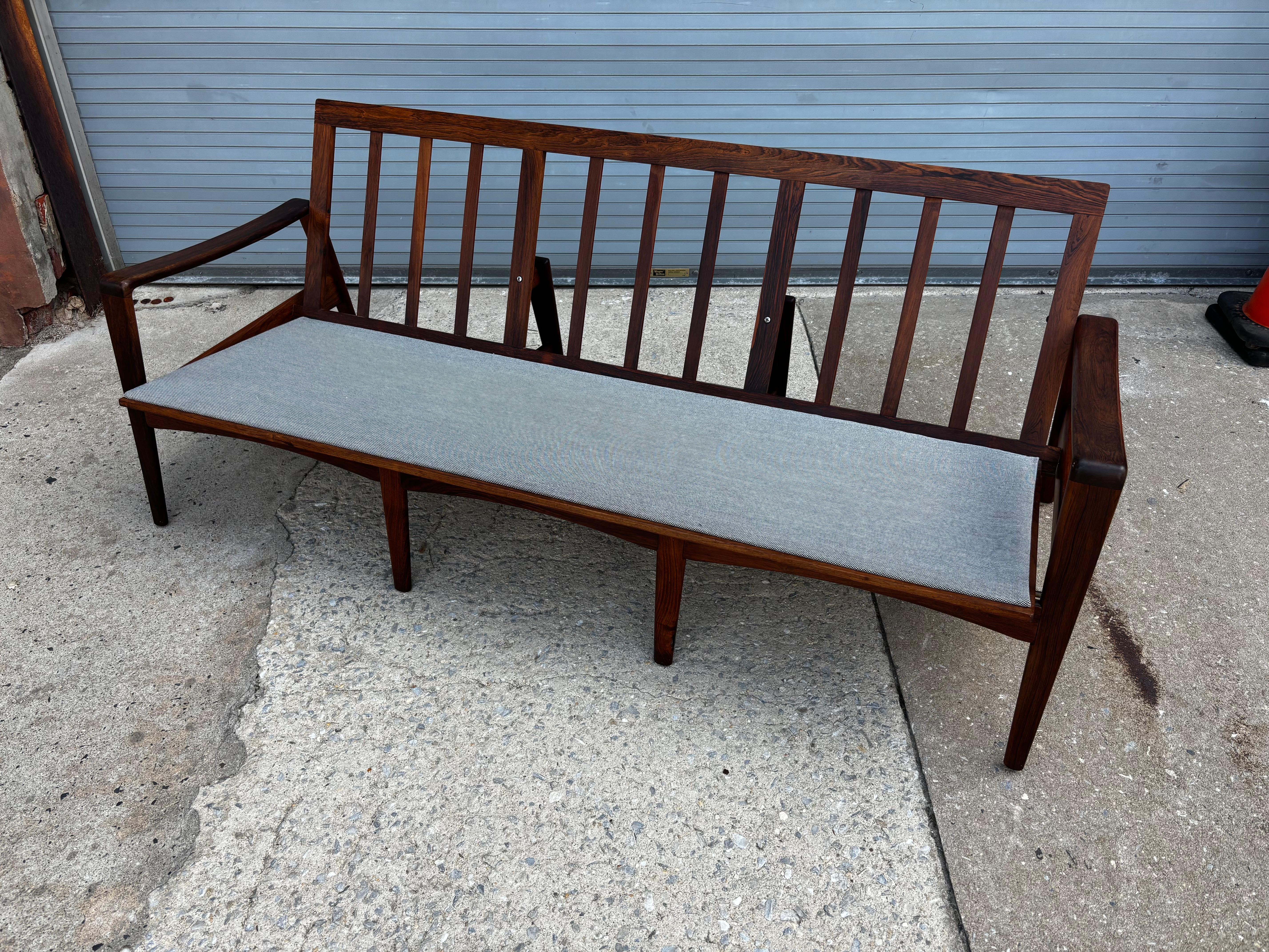 Mid-20th Century Arne Wahl Iversen Rosewood Sofa model 35 For Sale