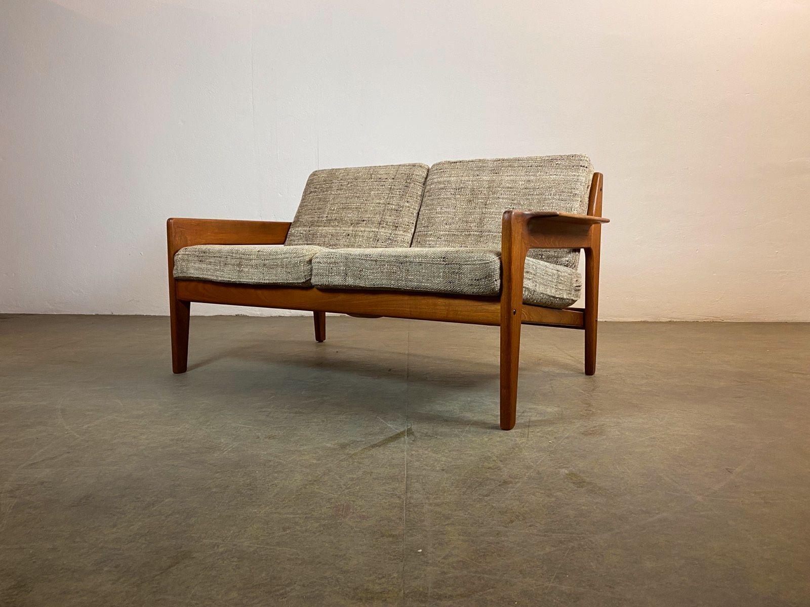 Mid-Century Modern Arne Wahl Iversen Sofa teak Vintage Midcentury